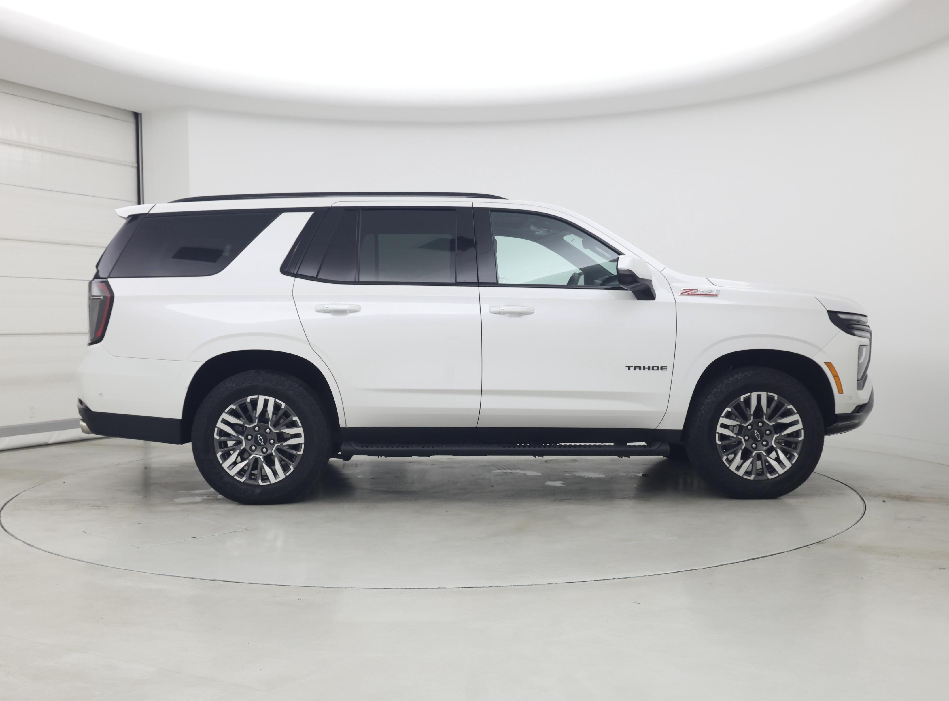Thumbnail: 2025 Chevrolet Tahoe - 7