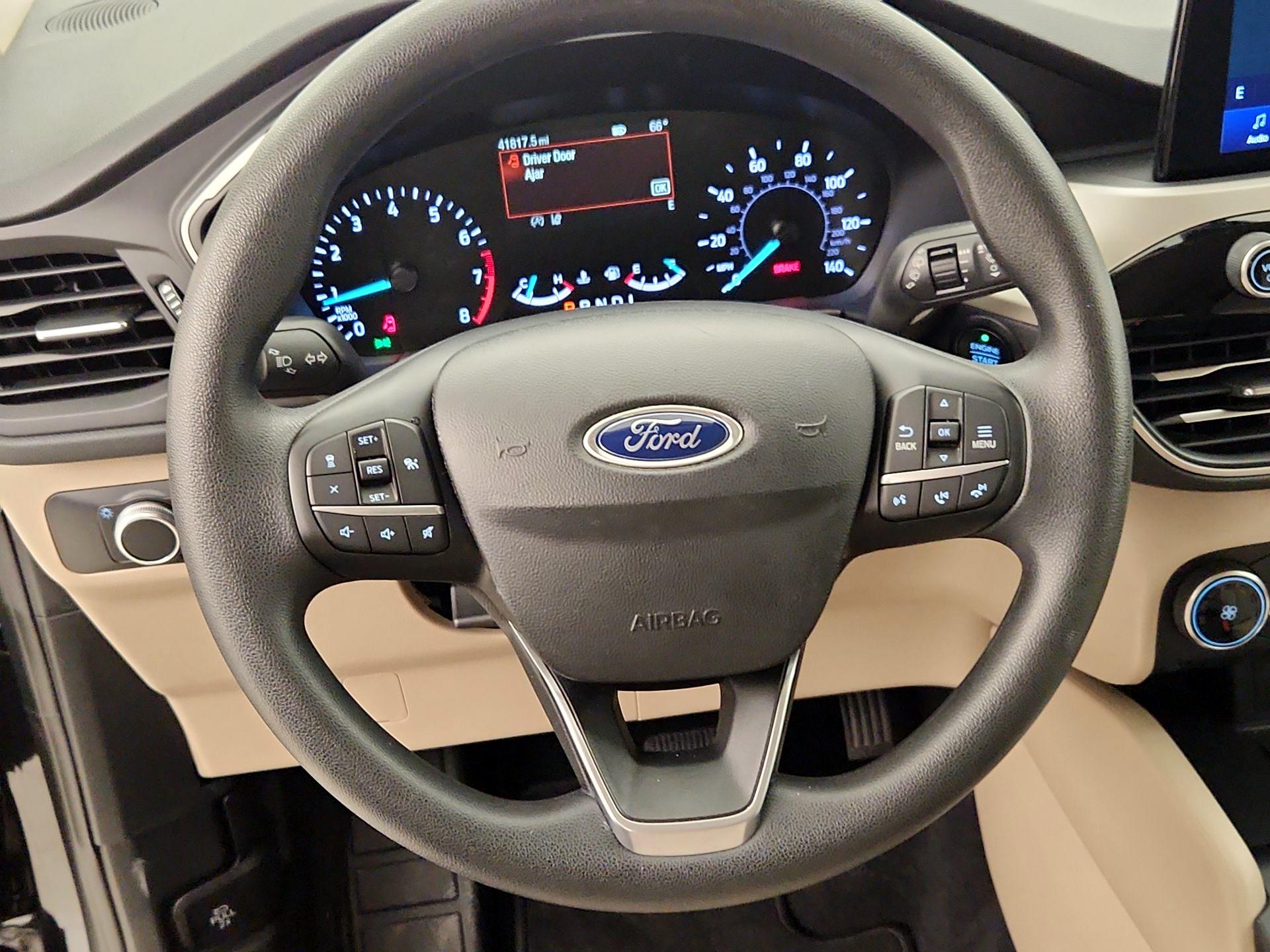 Thumbnail: 2020 Ford Escape - 10
