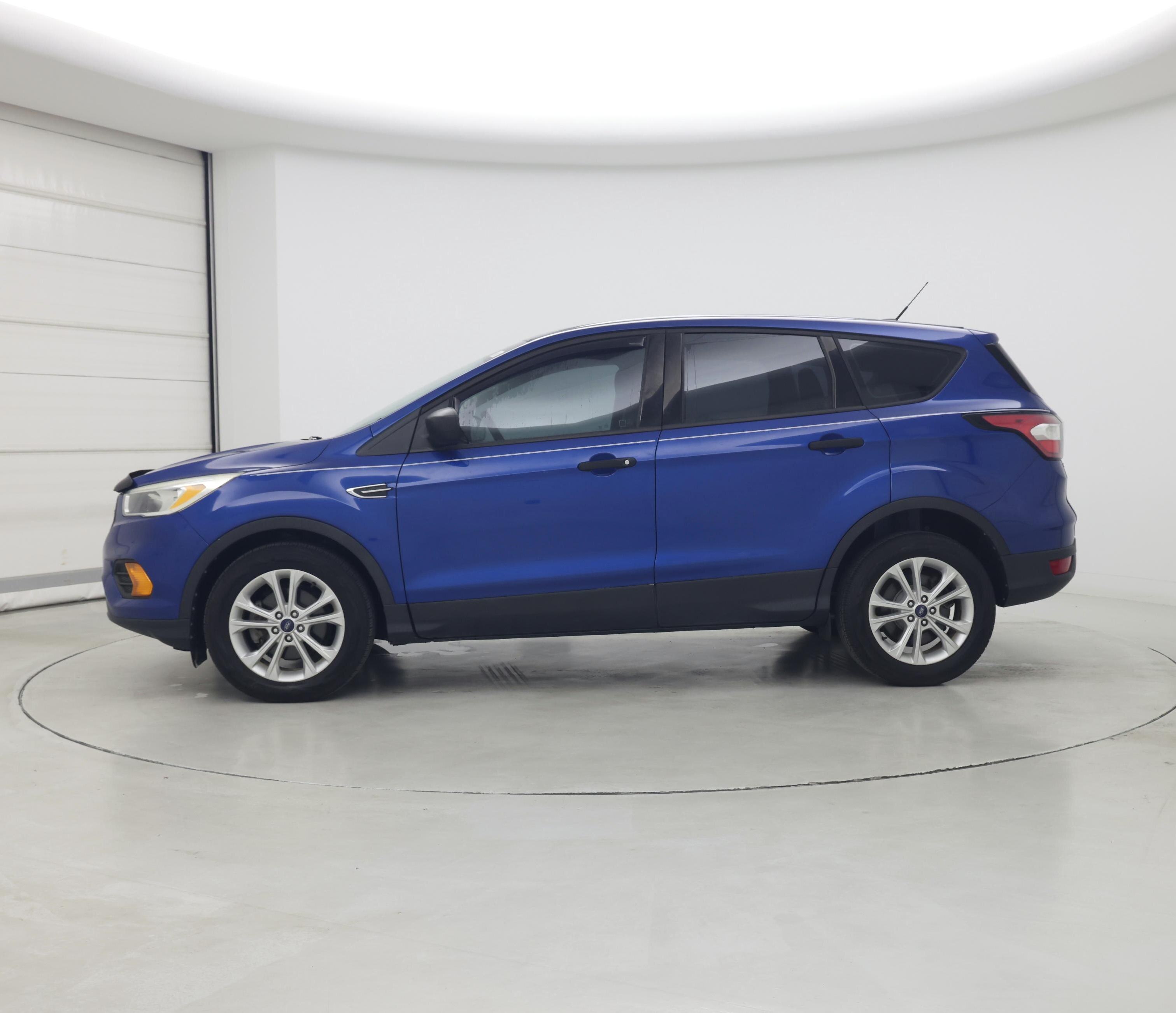 Thumbnail: 2017 Ford Escape - 3