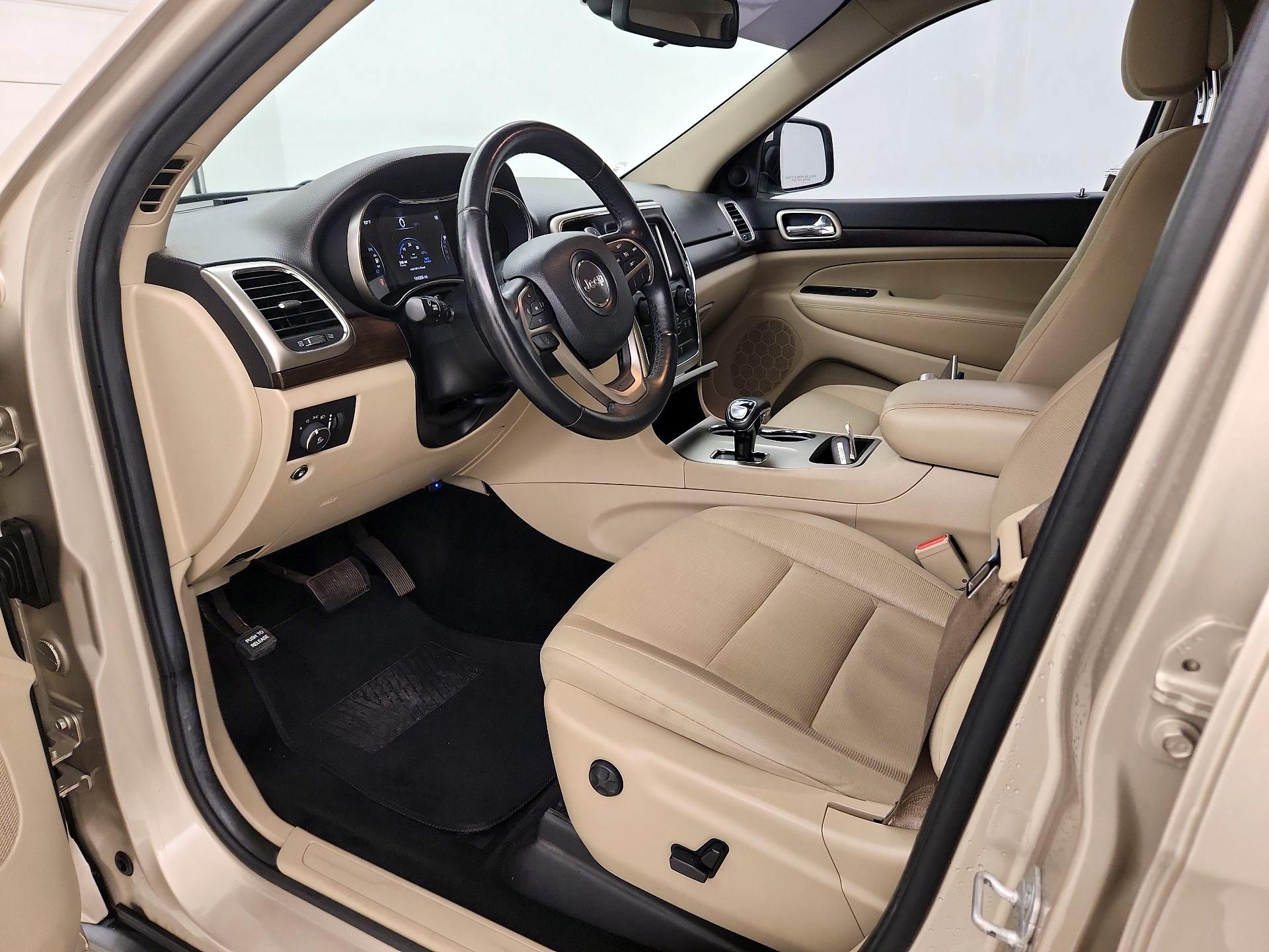 Thumbnail: 2014 Jeep Grand Cherokee - 11