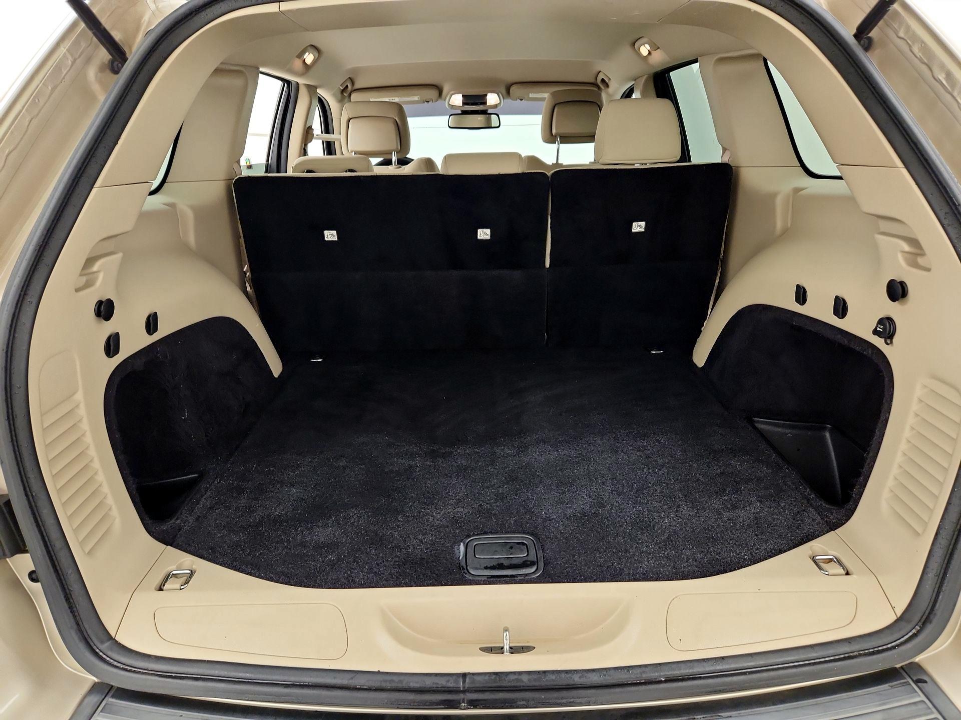 Thumbnail: 2014 Jeep Grand Cherokee - 19