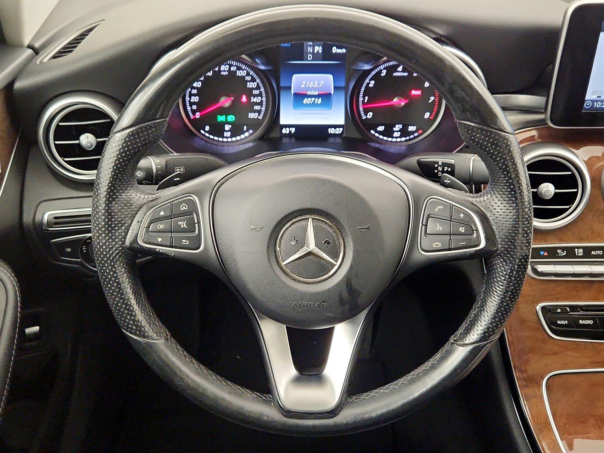 Thumbnail: 2017 Mercedes-Benz C-Class - 10