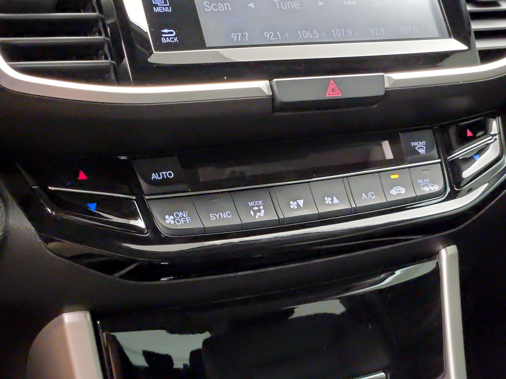 Thumbnail: 2016 Honda Accord - 16