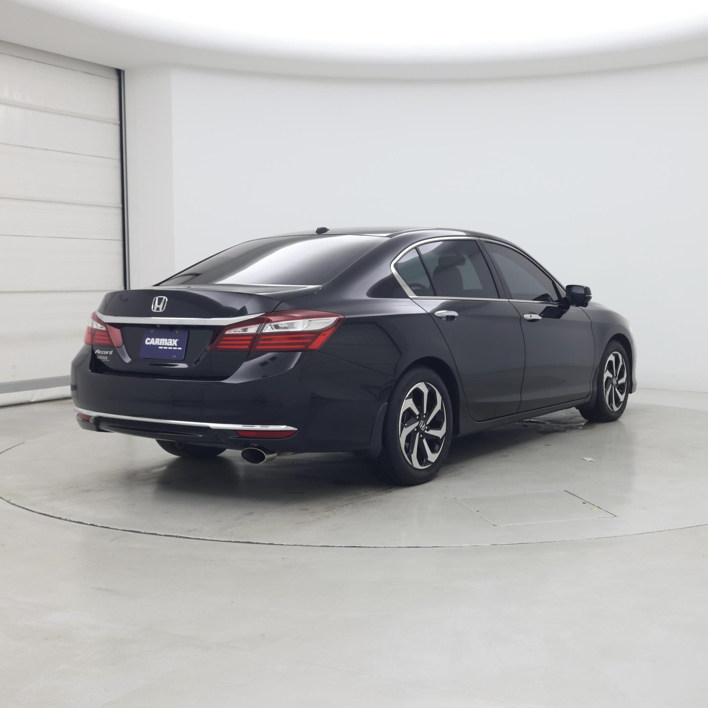 Thumbnail: 2016 Honda Accord - 8