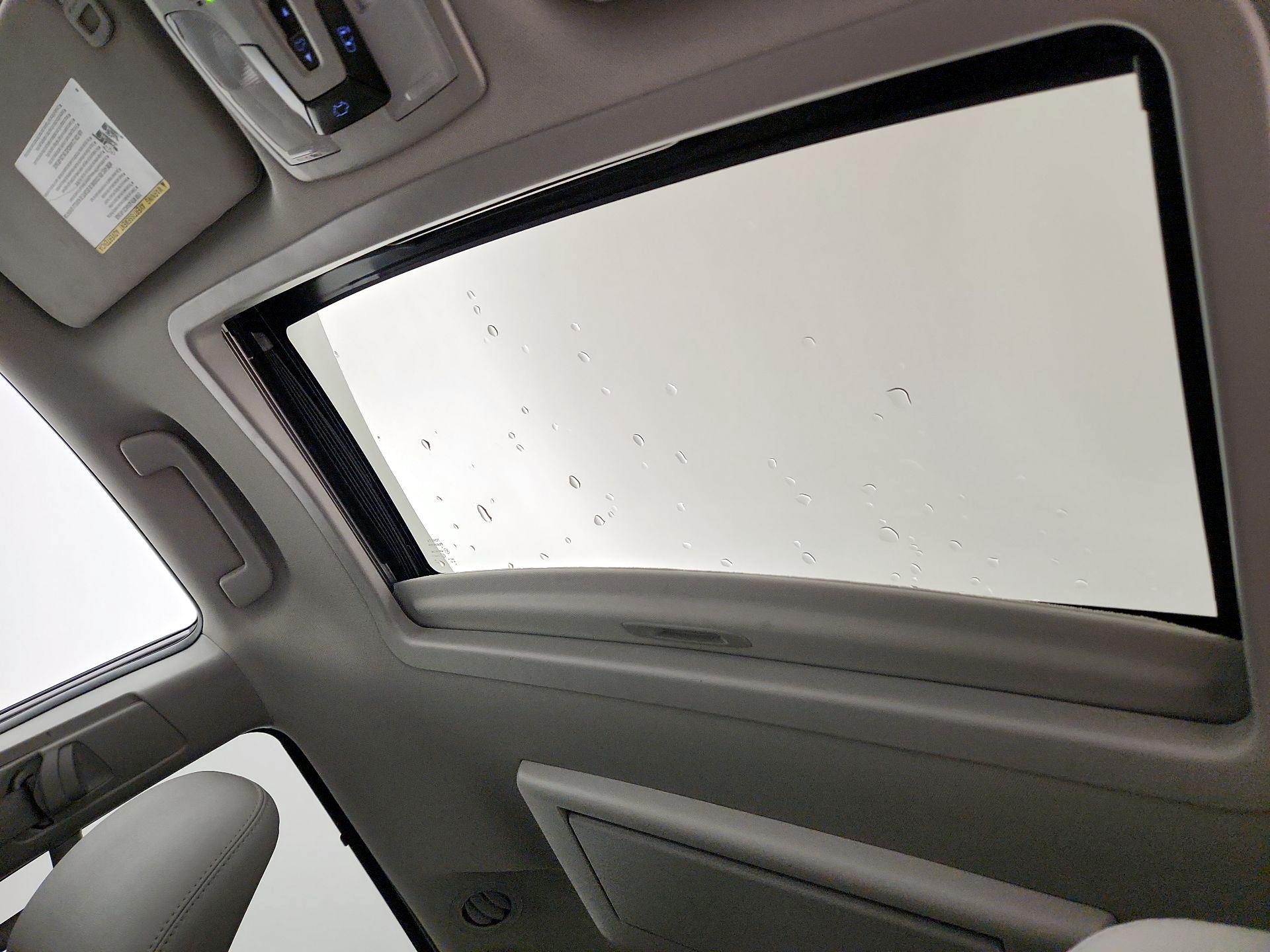 Thumbnail: 2018 Toyota Sienna - 20