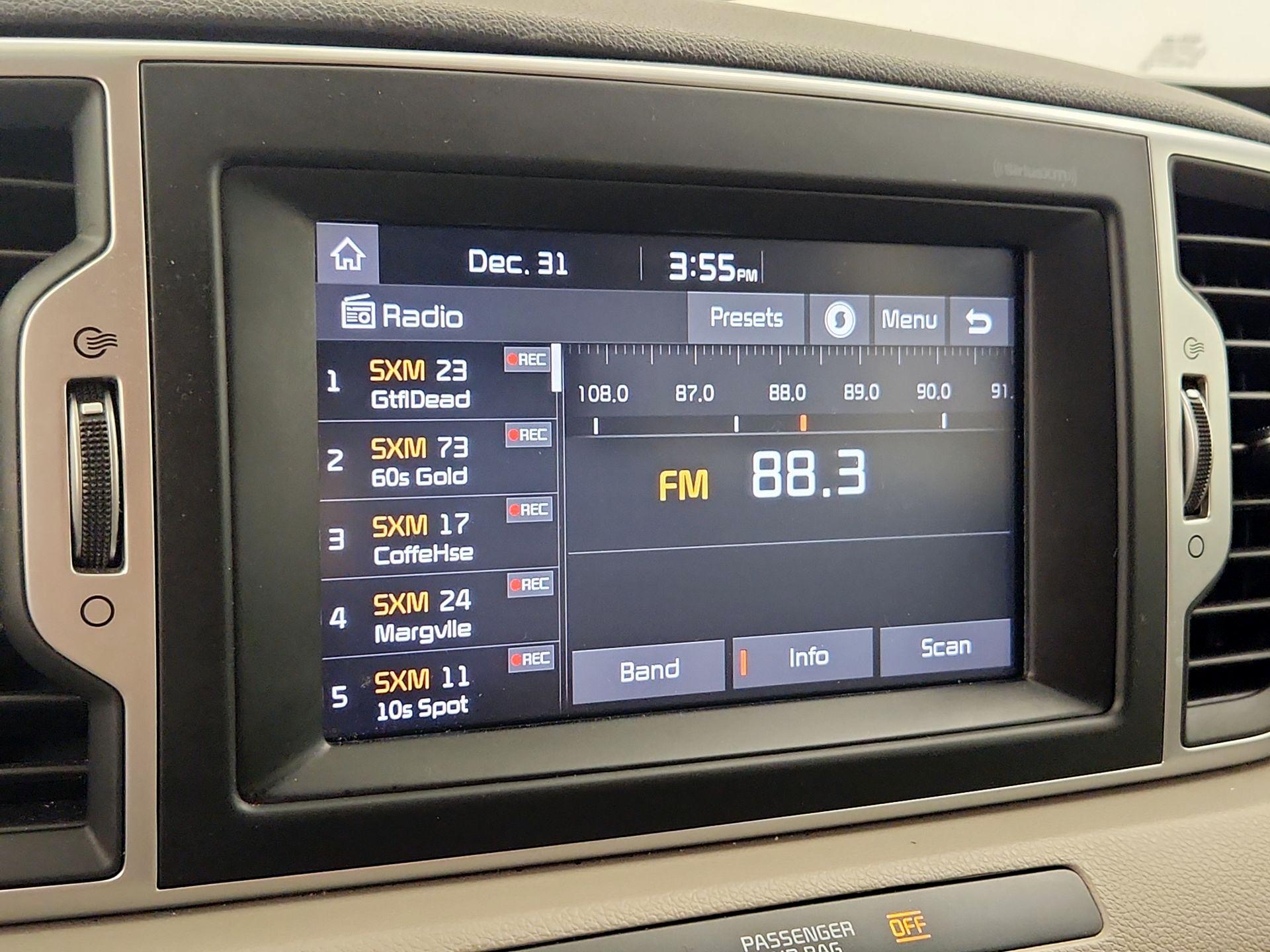 Thumbnail: 2017 Kia Sportage - 15