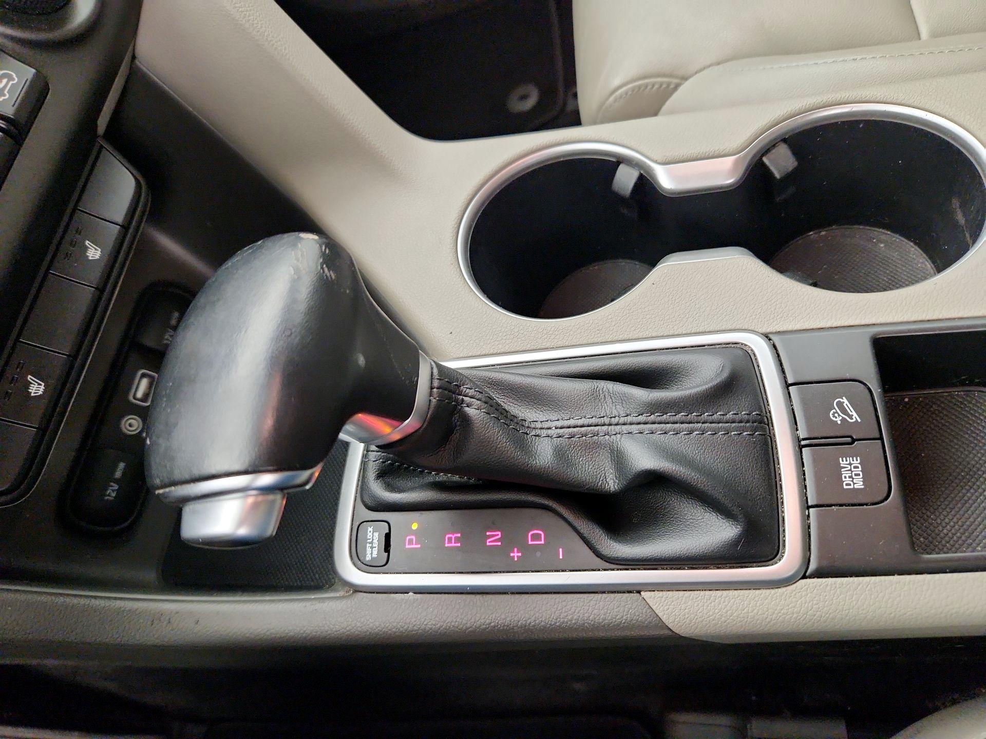 Thumbnail: 2017 Kia Sportage - 17