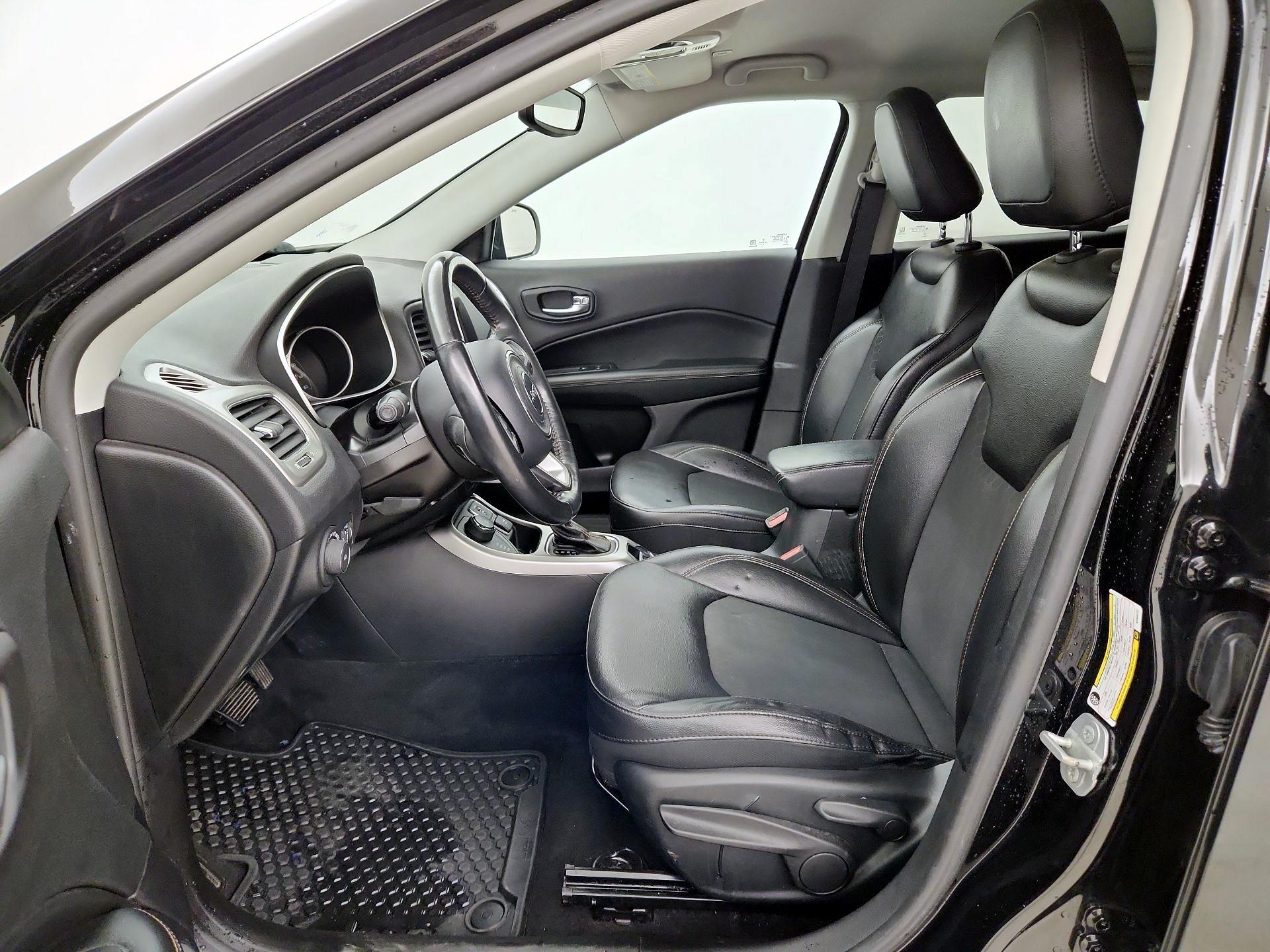 Thumbnail: 2019 Jeep Compass - 11