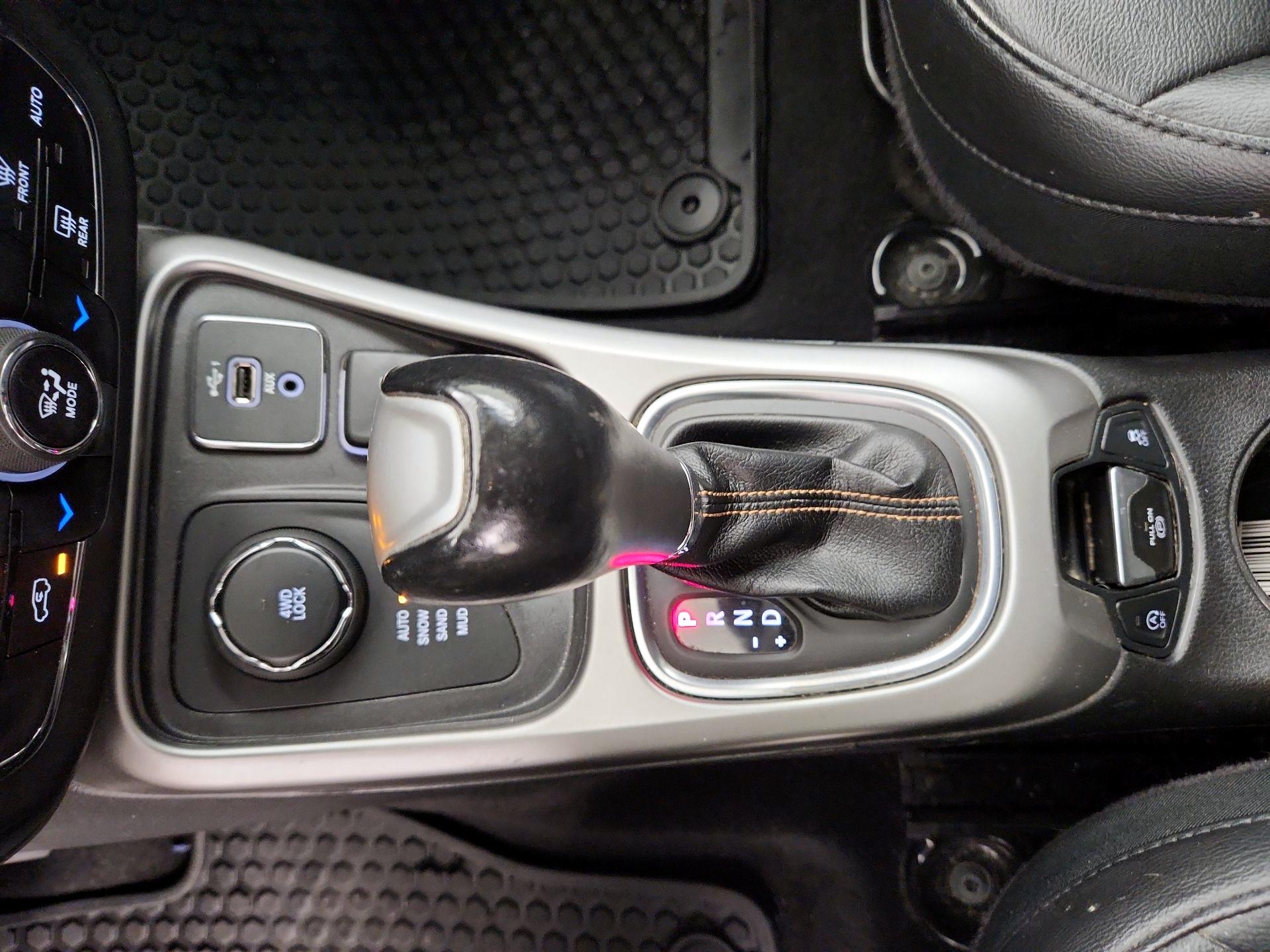 Thumbnail: 2019 Jeep Compass - 17