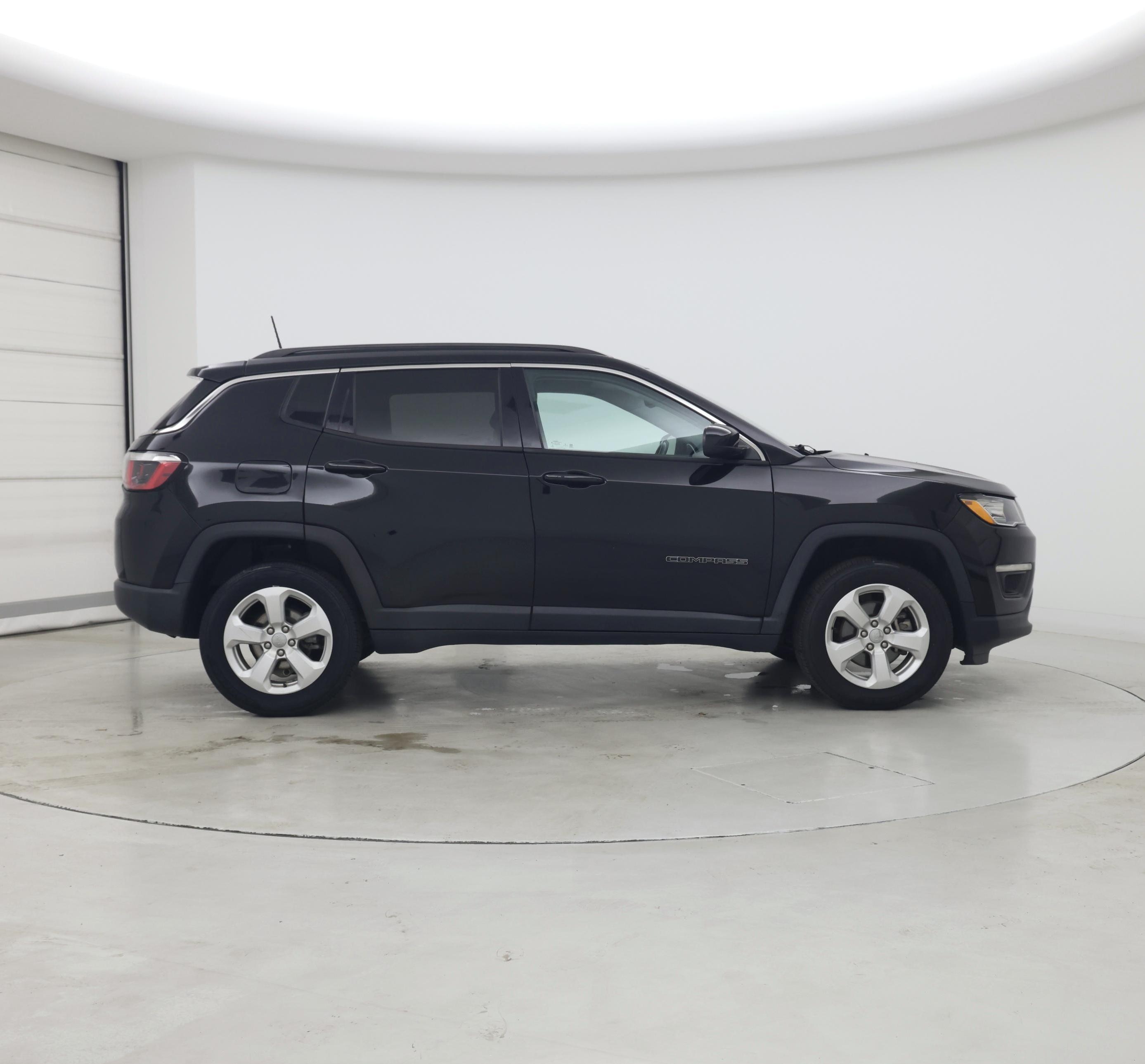 Thumbnail: 2019 Jeep Compass - 7