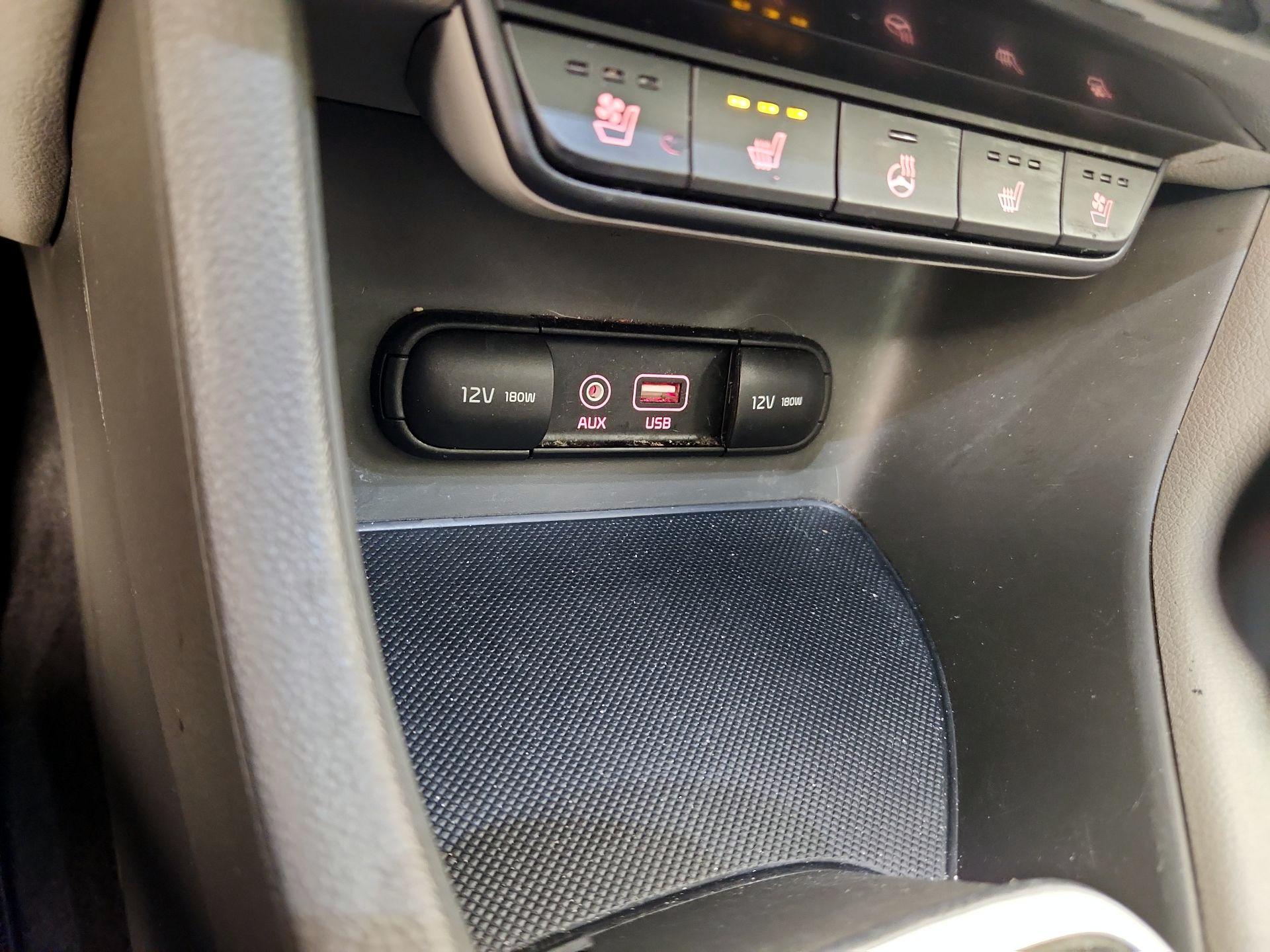 Thumbnail: 2018 Kia Sportage - 19