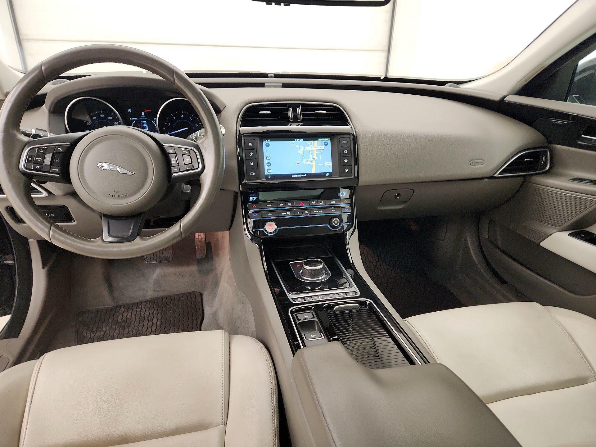 Thumbnail: 2018 Jaguar XE - 9