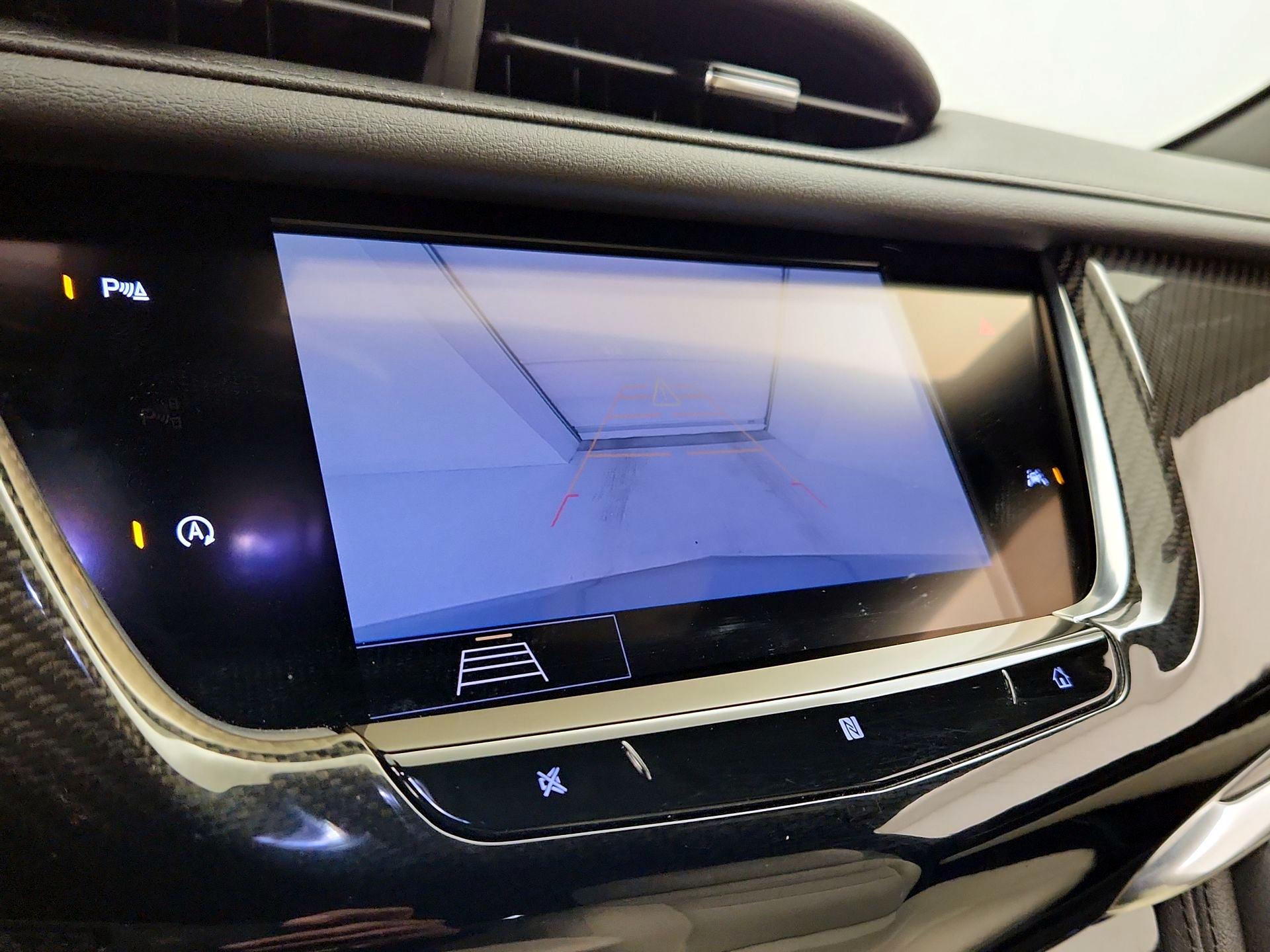 Thumbnail: 2020 Cadillac XT6 - 15