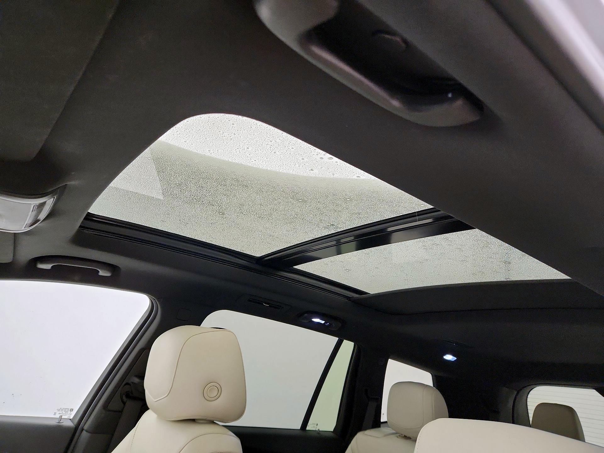 Thumbnail: 2020 Cadillac XT6 - 20