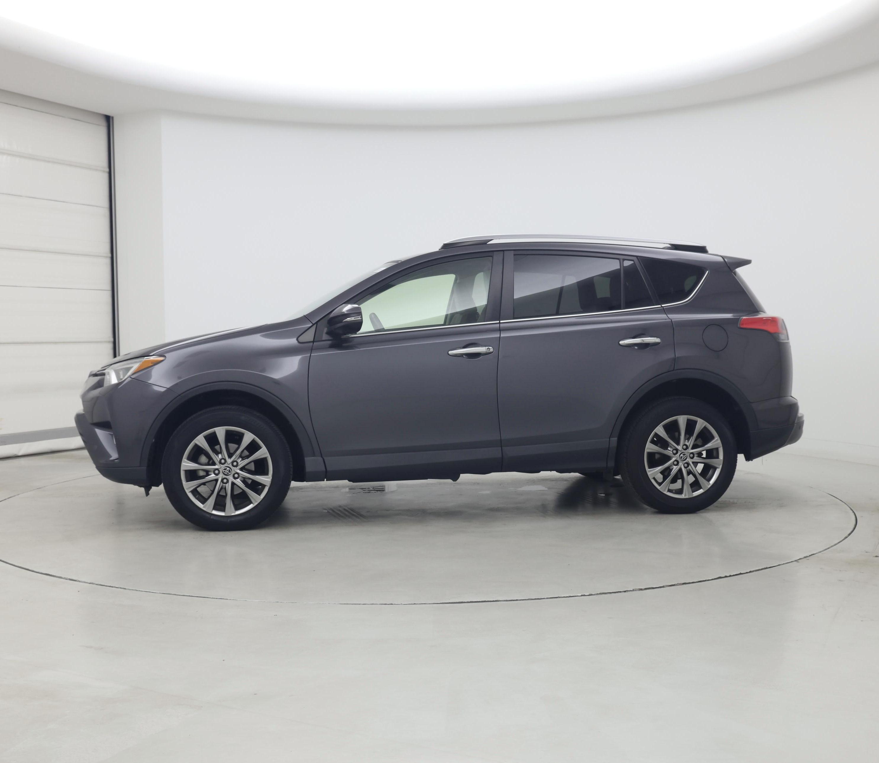 Thumbnail: 2017 Toyota RAV4 - 3