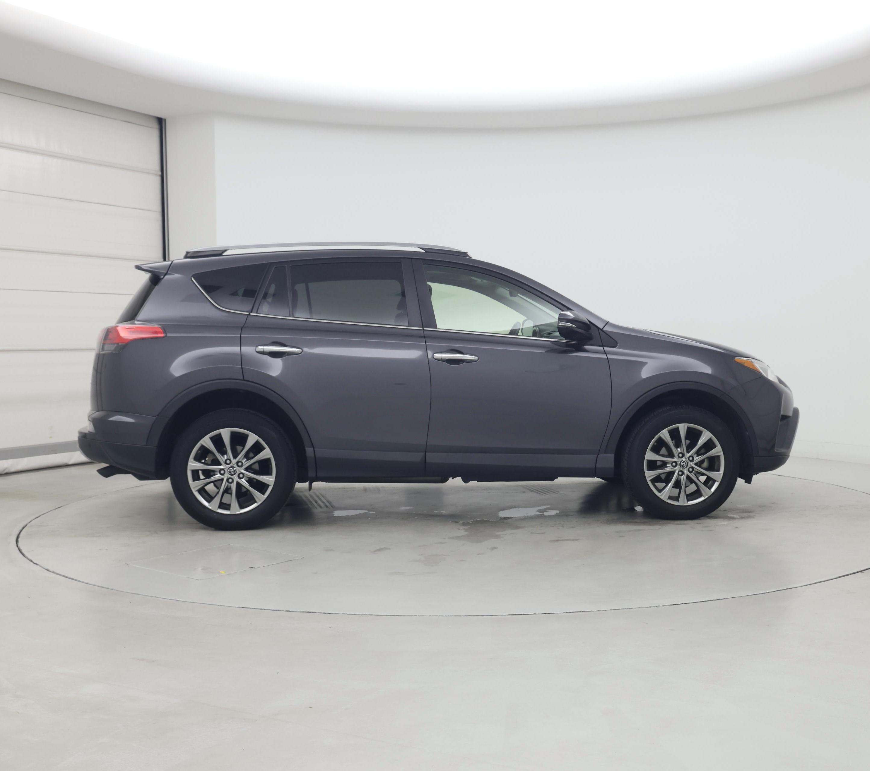 Thumbnail: 2017 Toyota RAV4 - 7