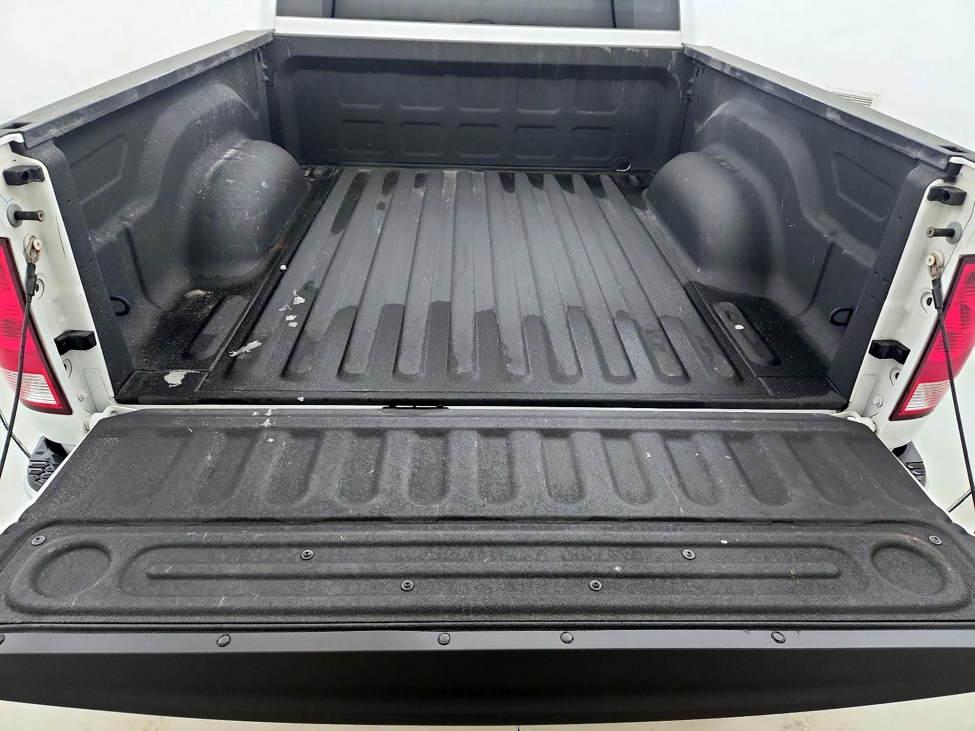 Thumbnail: 2020 RAM 1500 Classic - 20