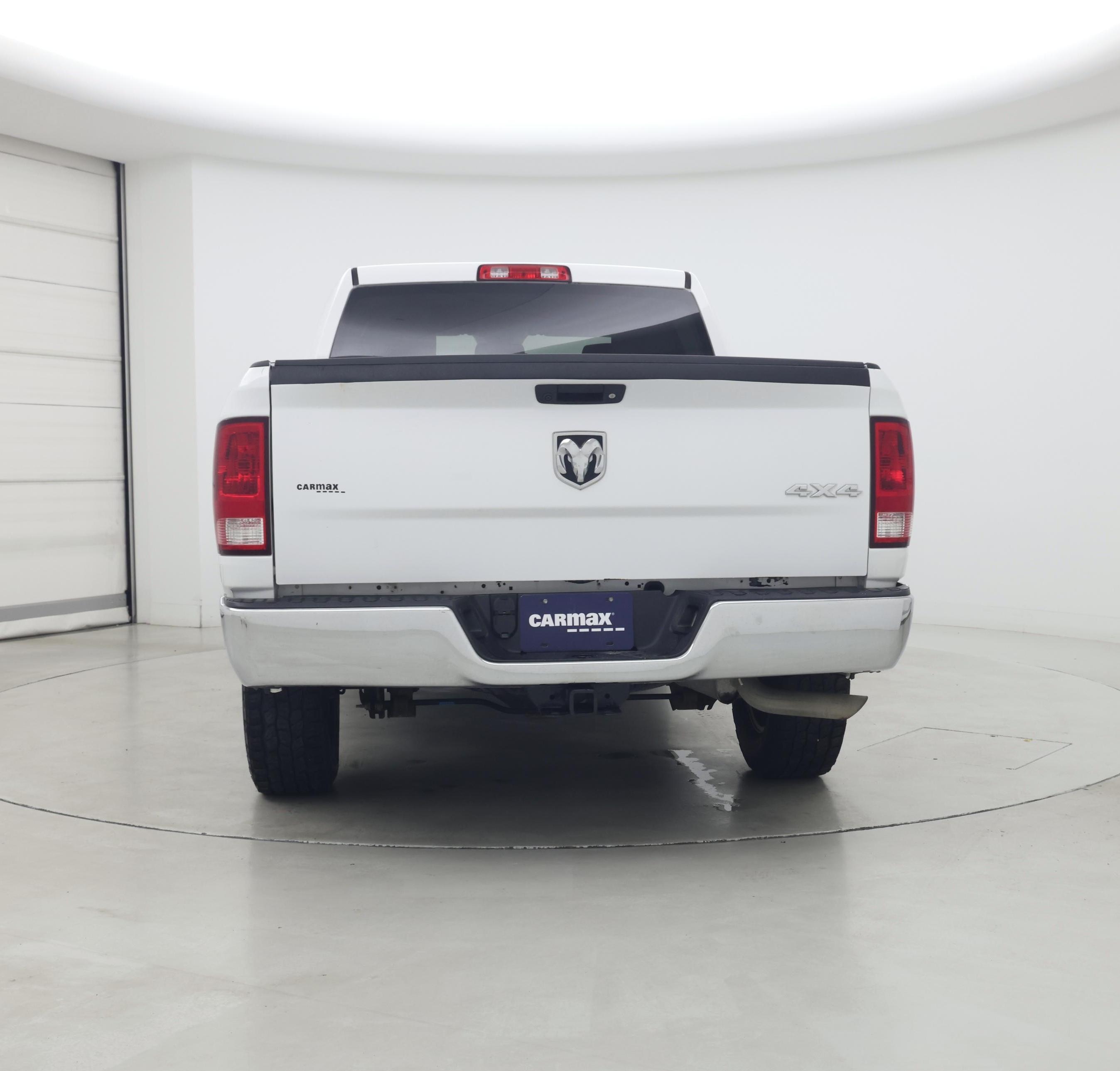 Thumbnail: 2020 RAM 1500 Classic - 6