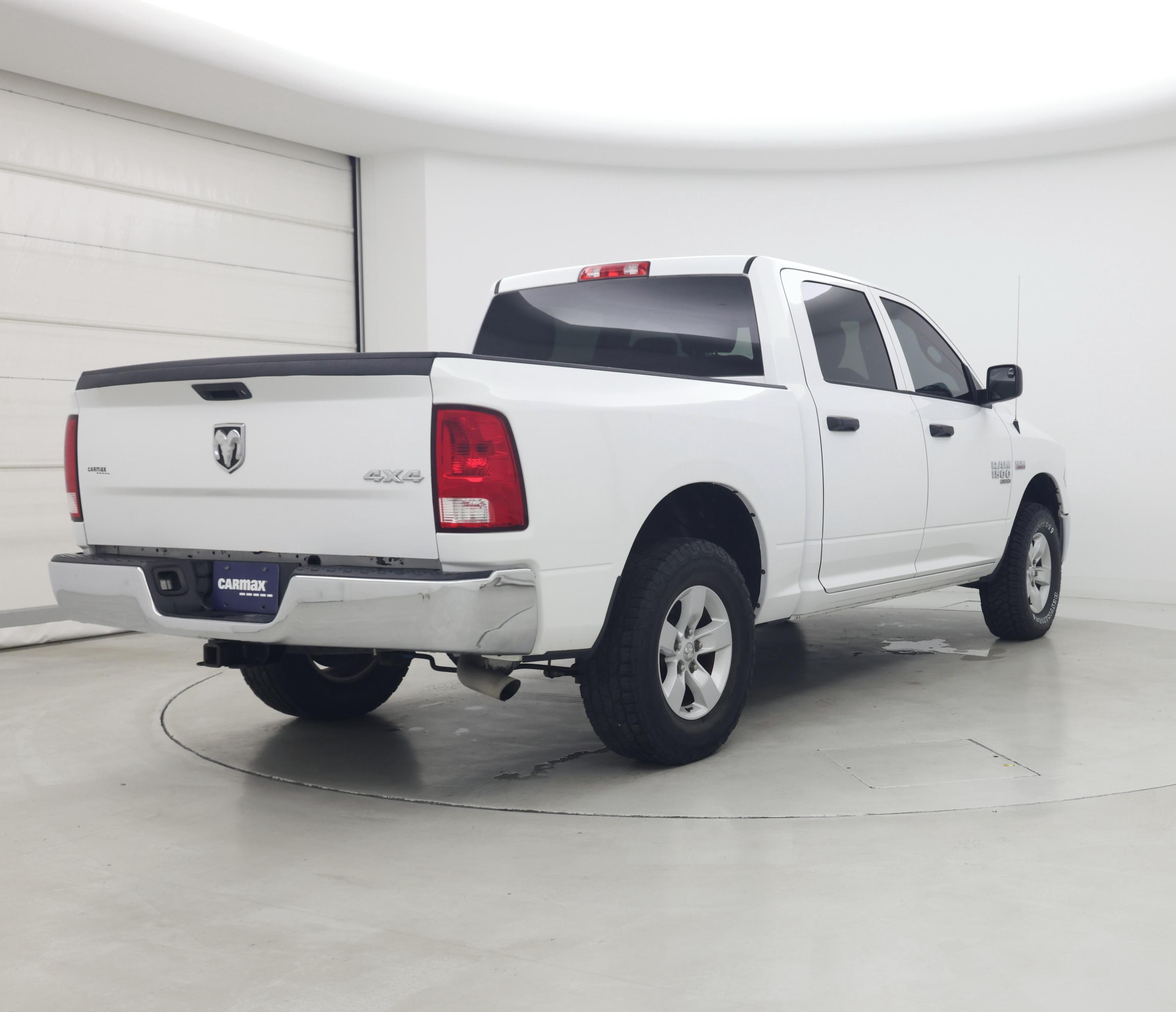 Thumbnail: 2020 RAM 1500 Classic - 8