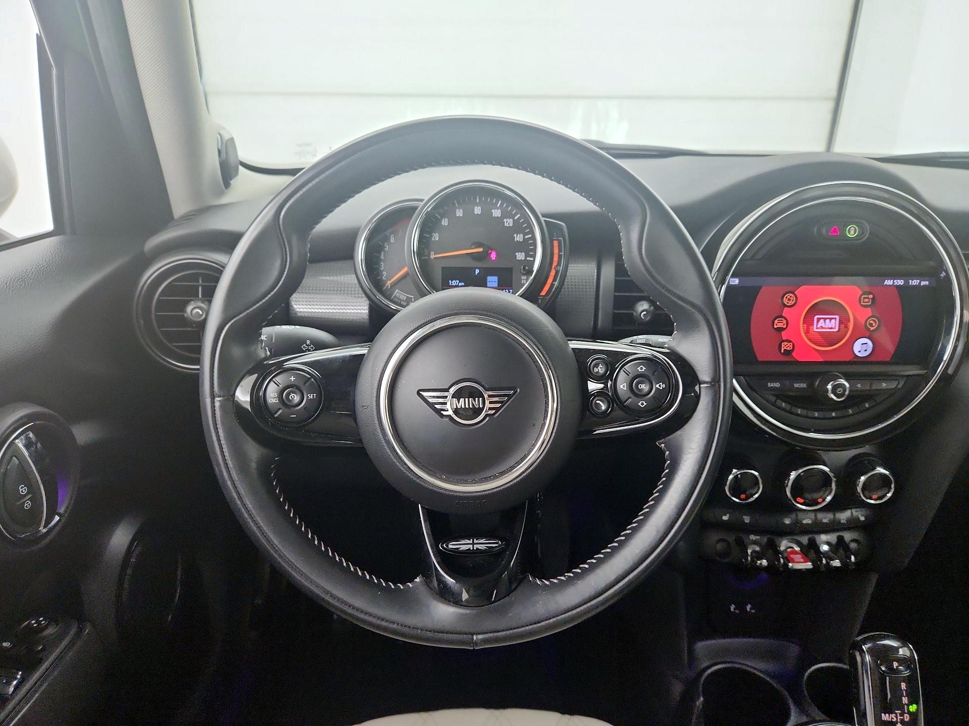 Thumbnail: 2020 MINI Cooper Hardtop - 10