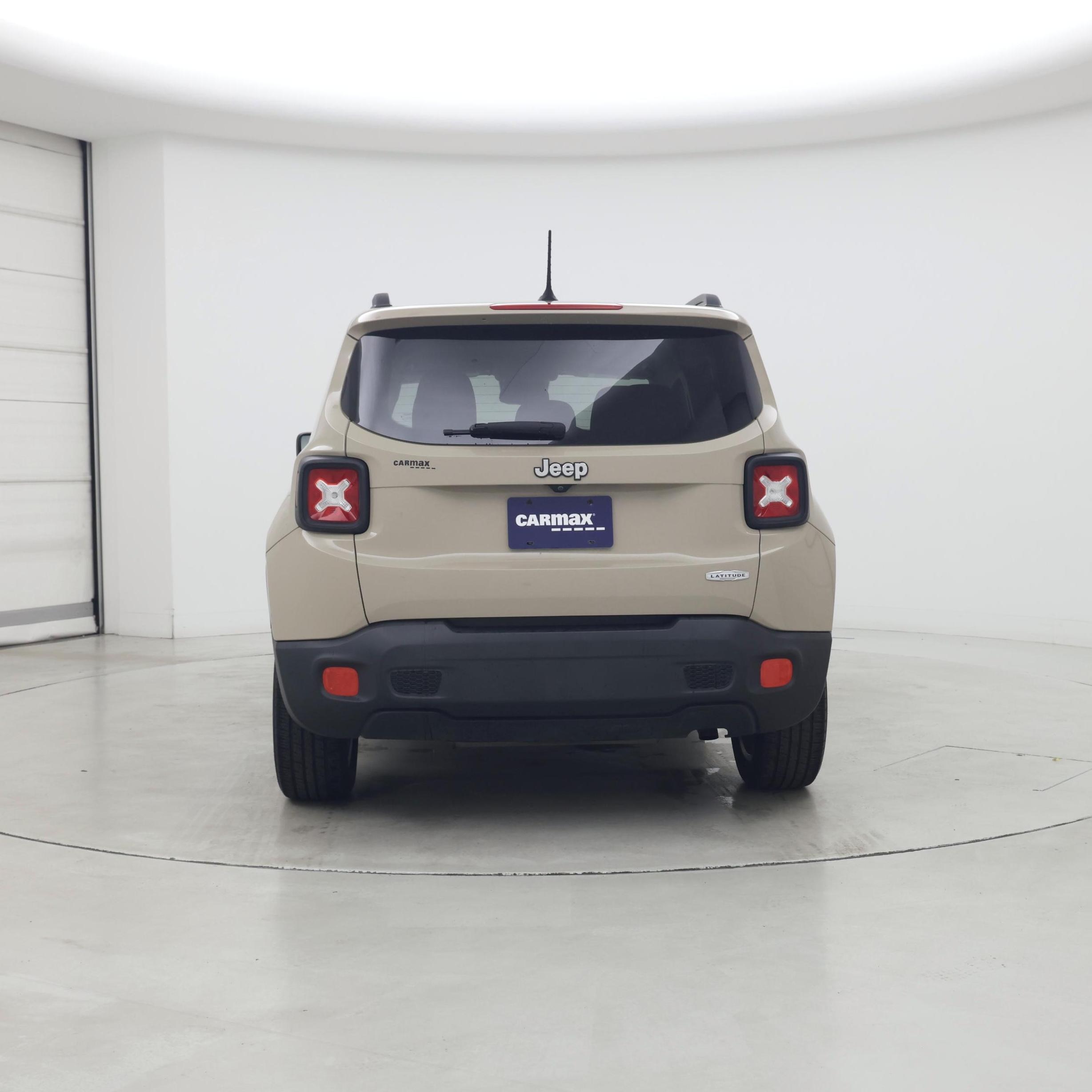 Thumbnail: 2016 Jeep Renegade - 6