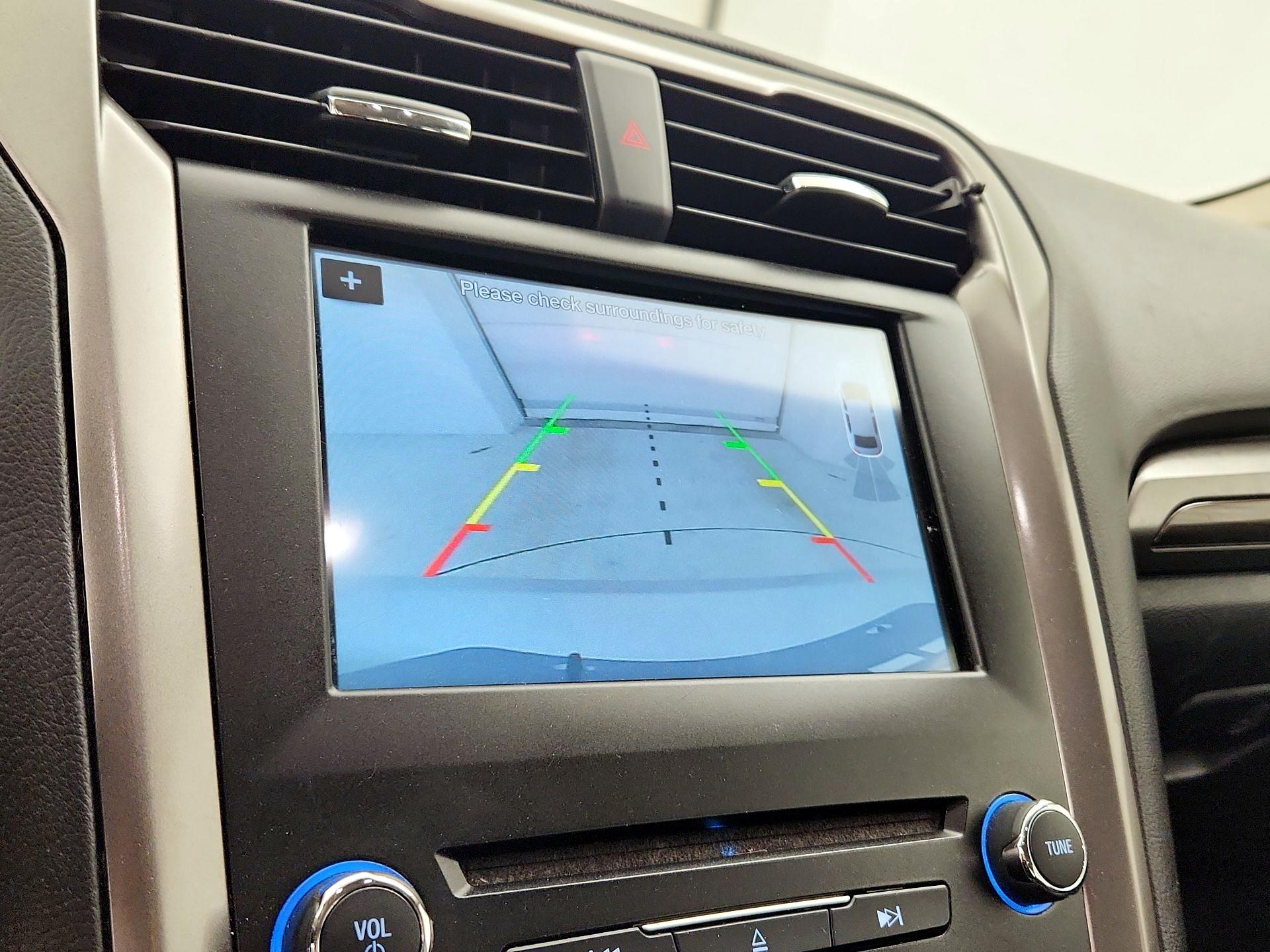 Thumbnail: 2018 Ford Fusion - 15