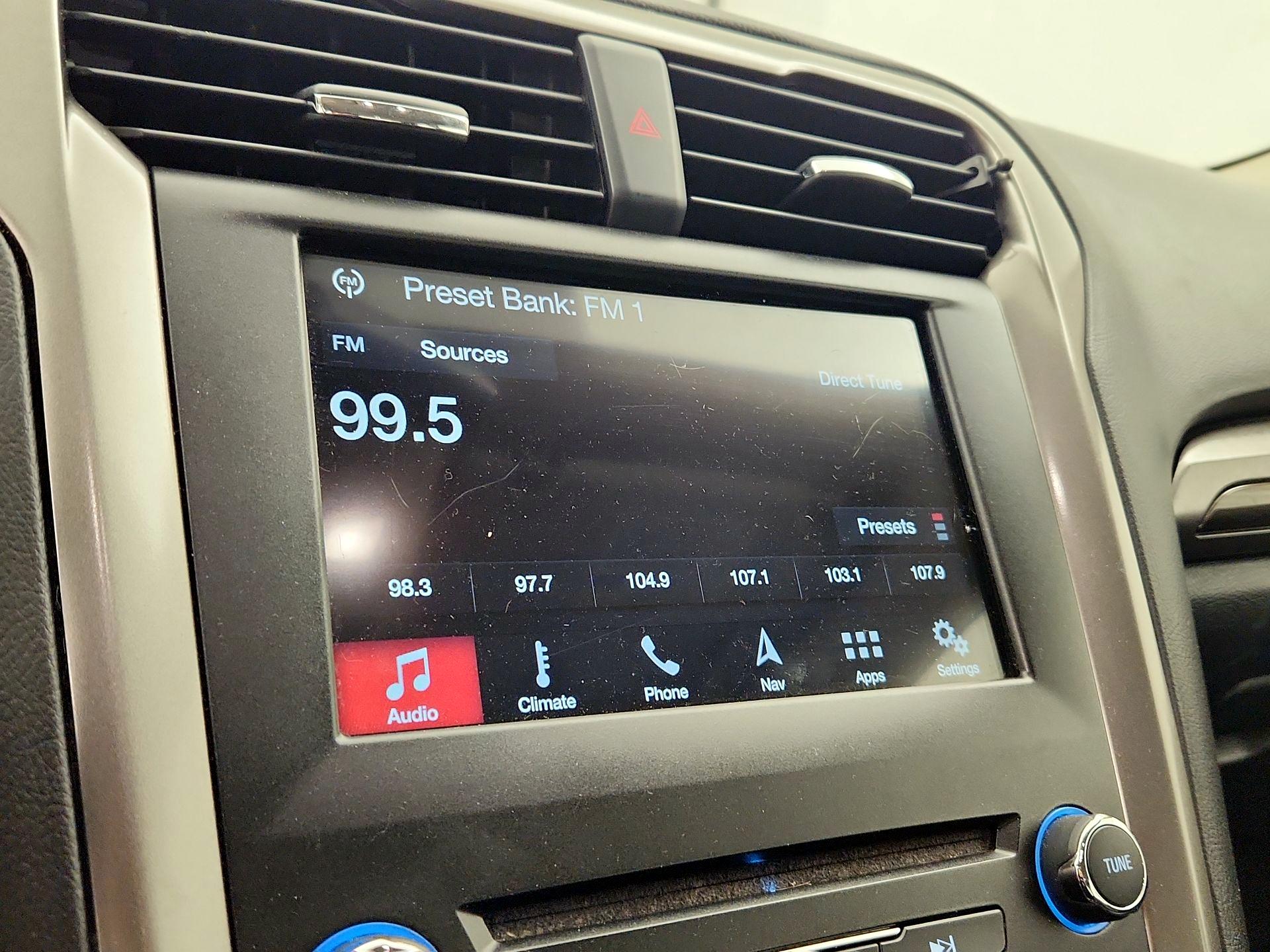 Thumbnail: 2018 Ford Fusion - 16