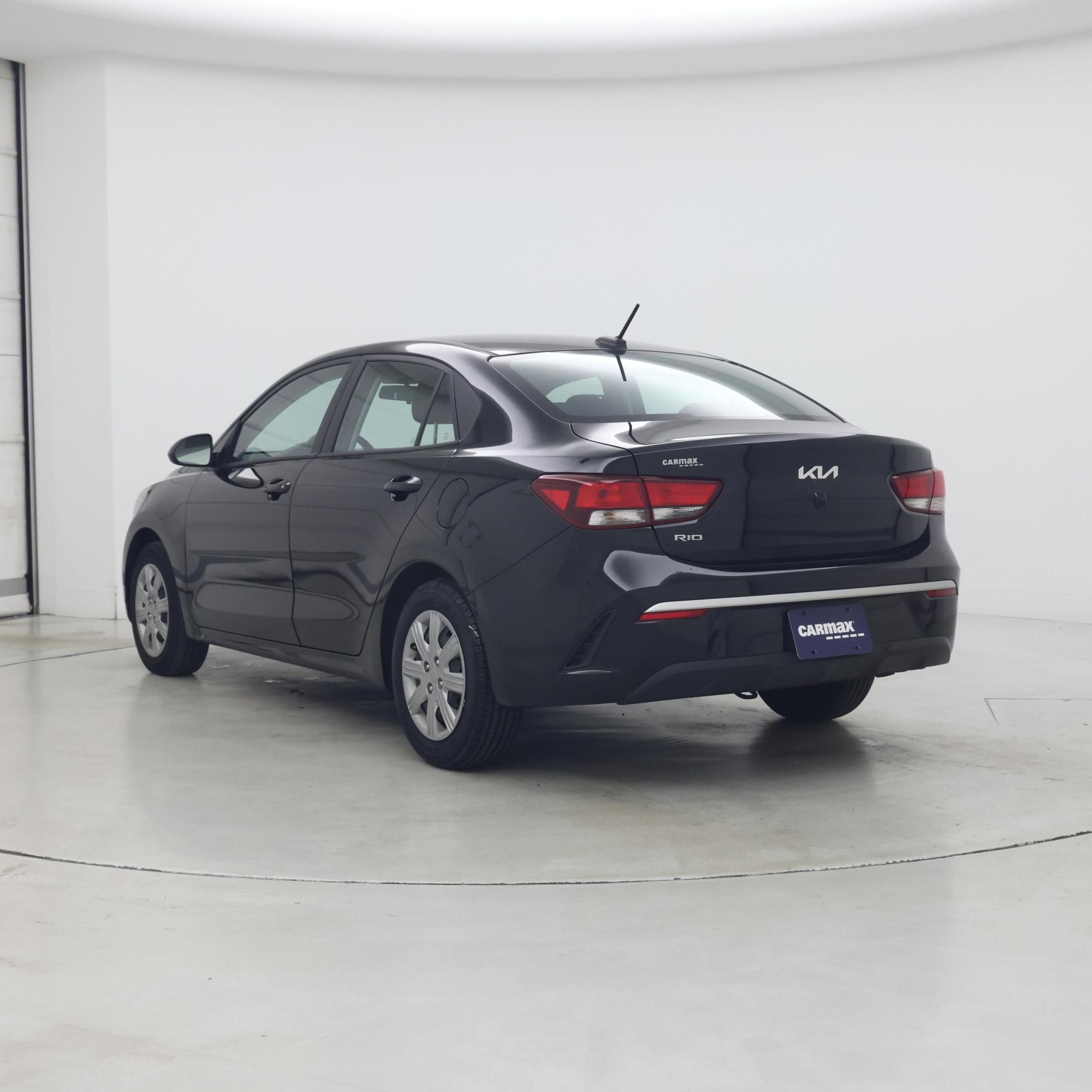 Thumbnail: 2023 Kia Rio - 2