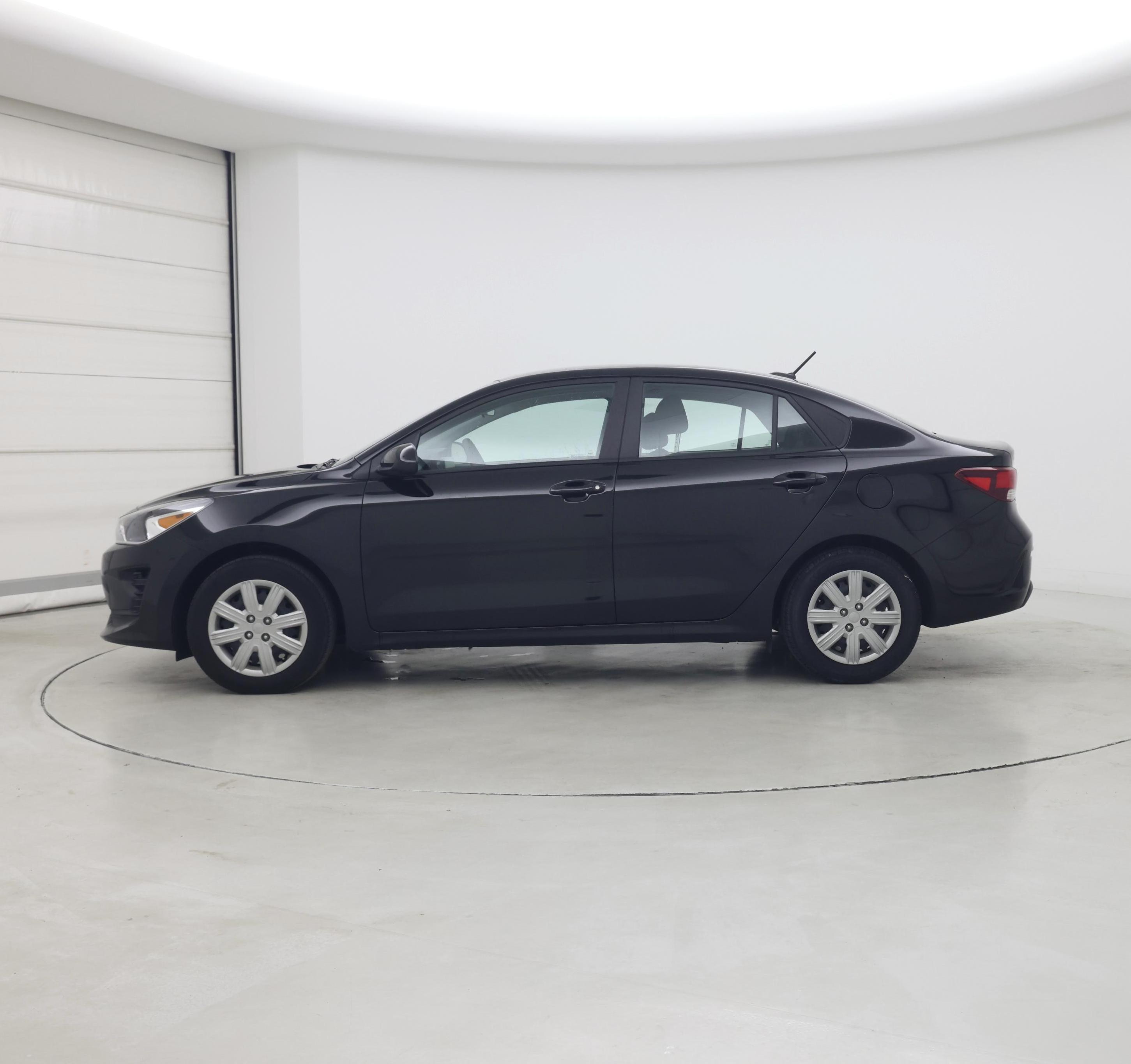 Thumbnail: 2023 Kia Rio - 3