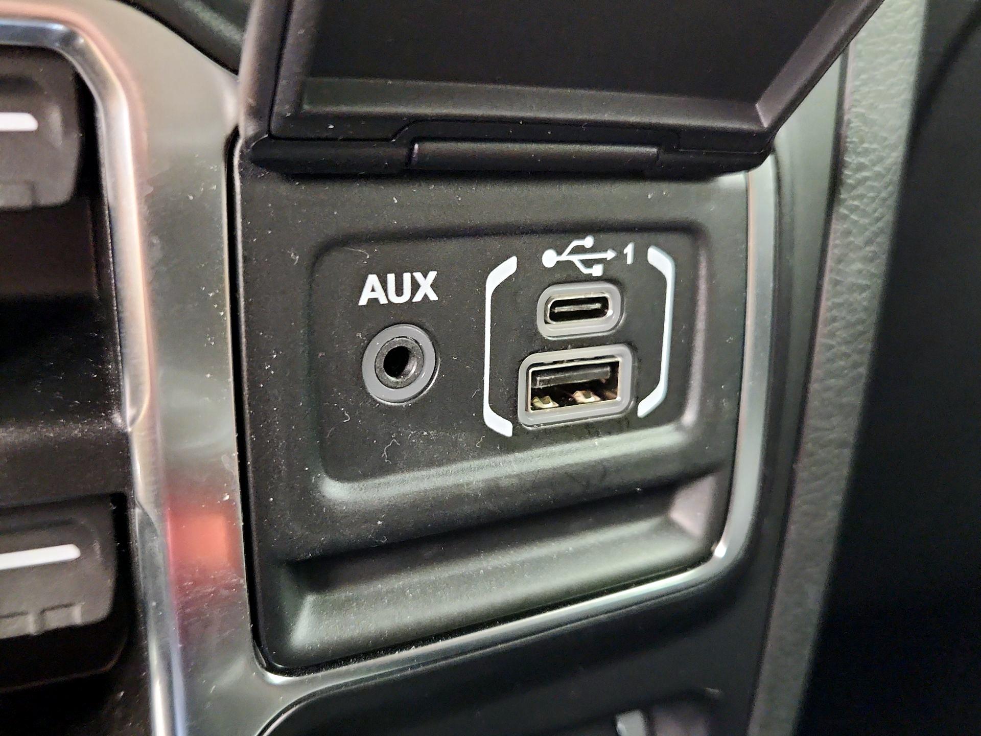 Thumbnail: 2021 Jeep Wrangler - 19