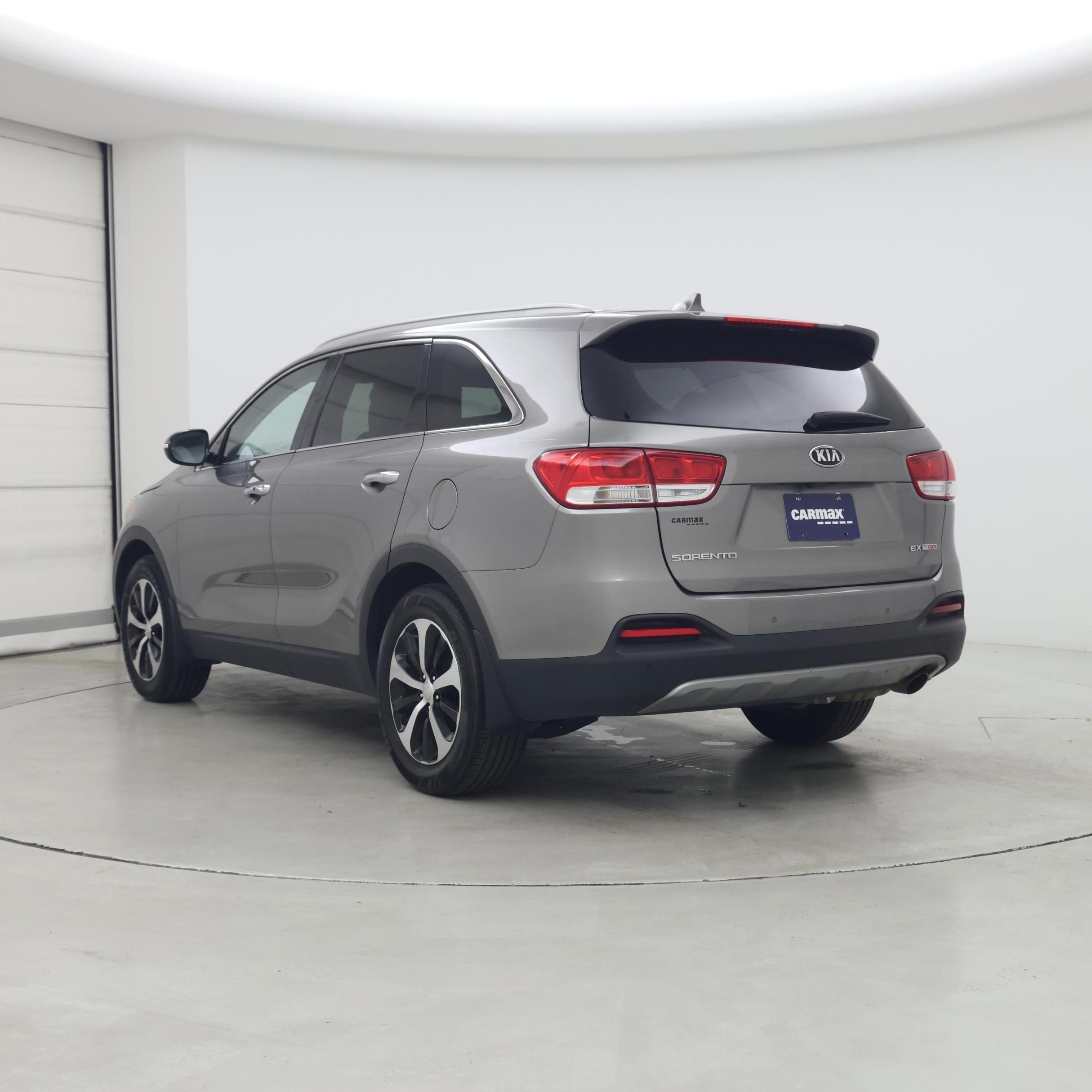 Thumbnail: 2017 Kia Sorento - 2