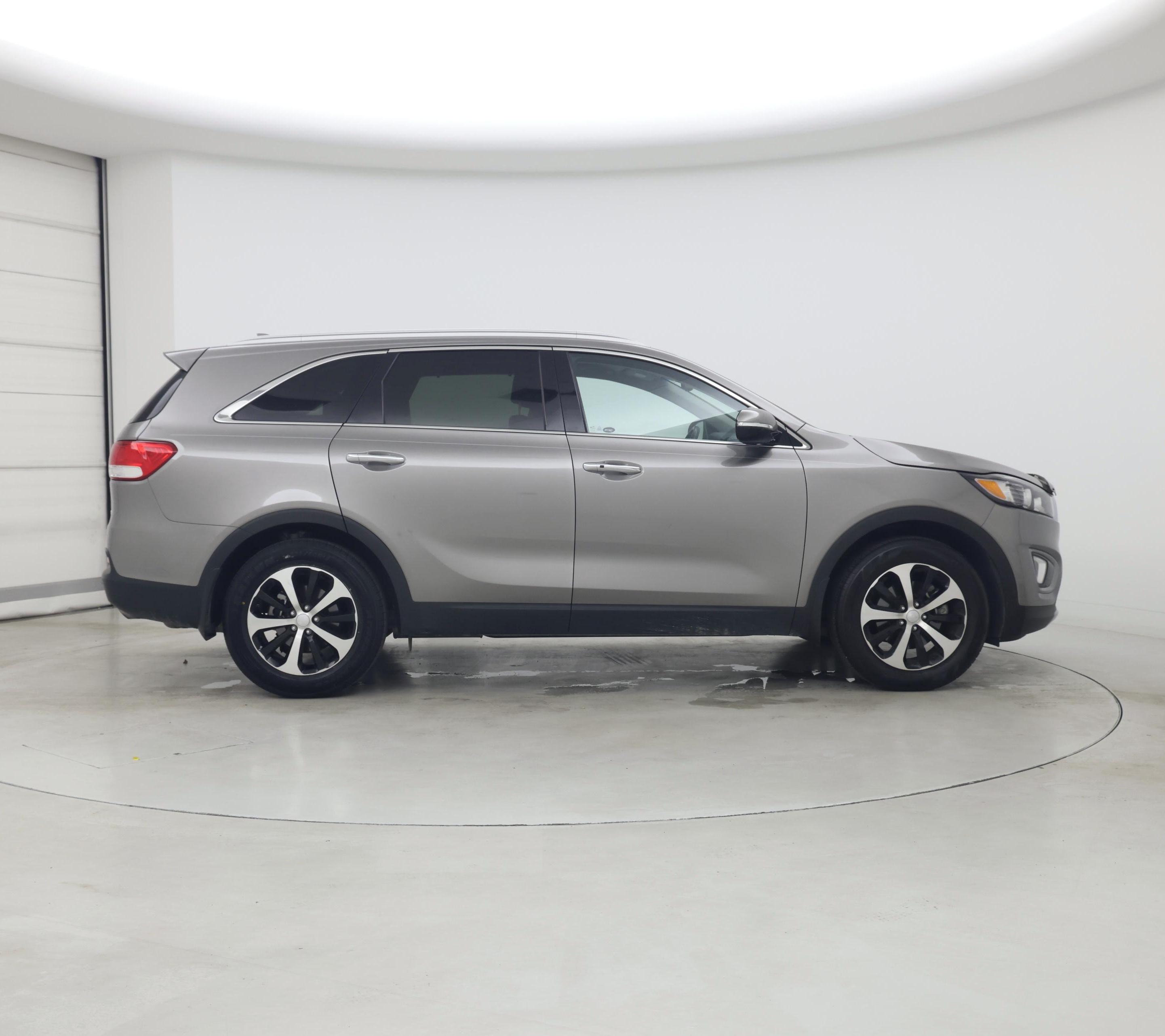 Thumbnail: 2017 Kia Sorento - 7
