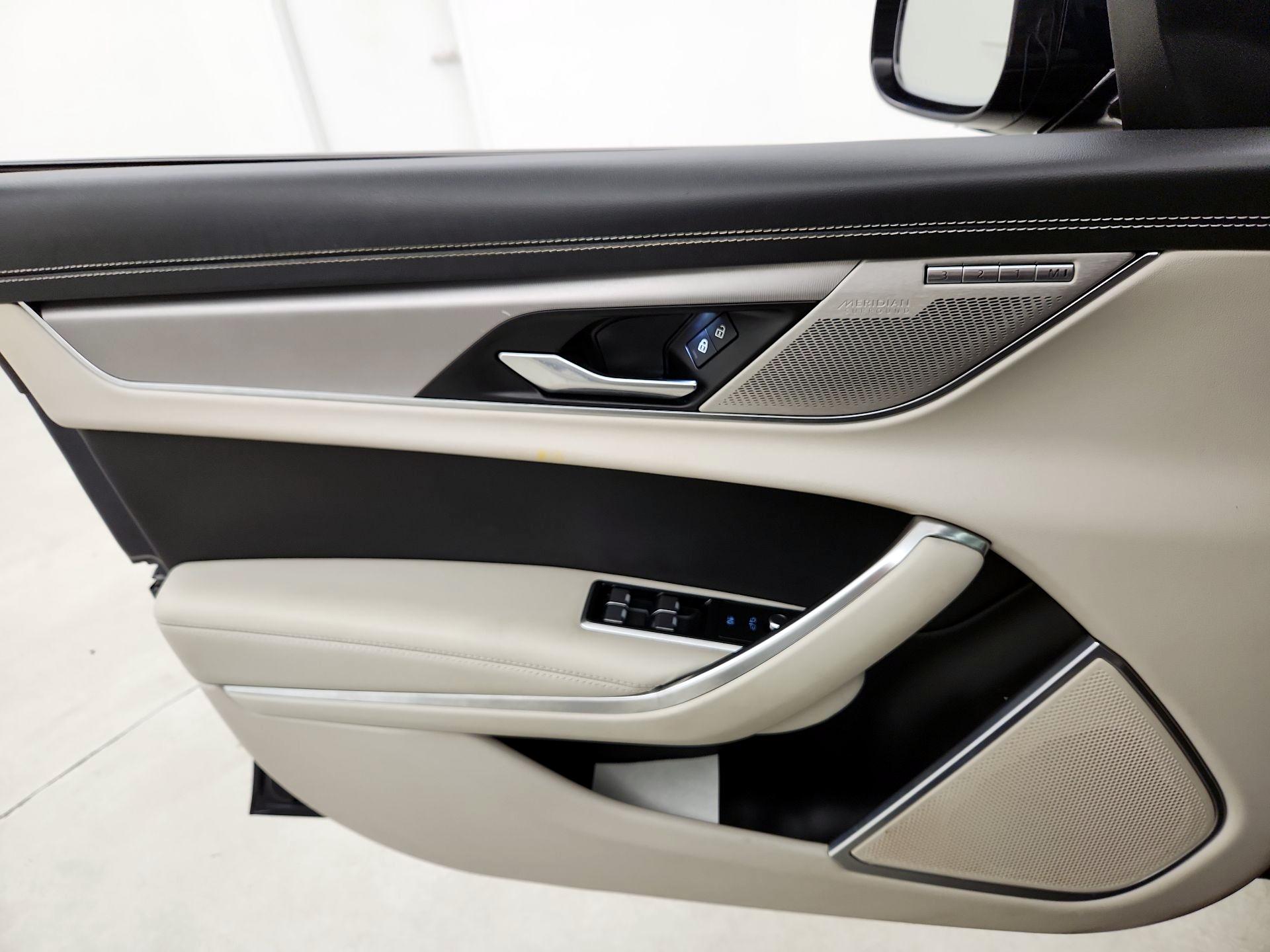 Thumbnail: 2021 Jaguar XF - 12