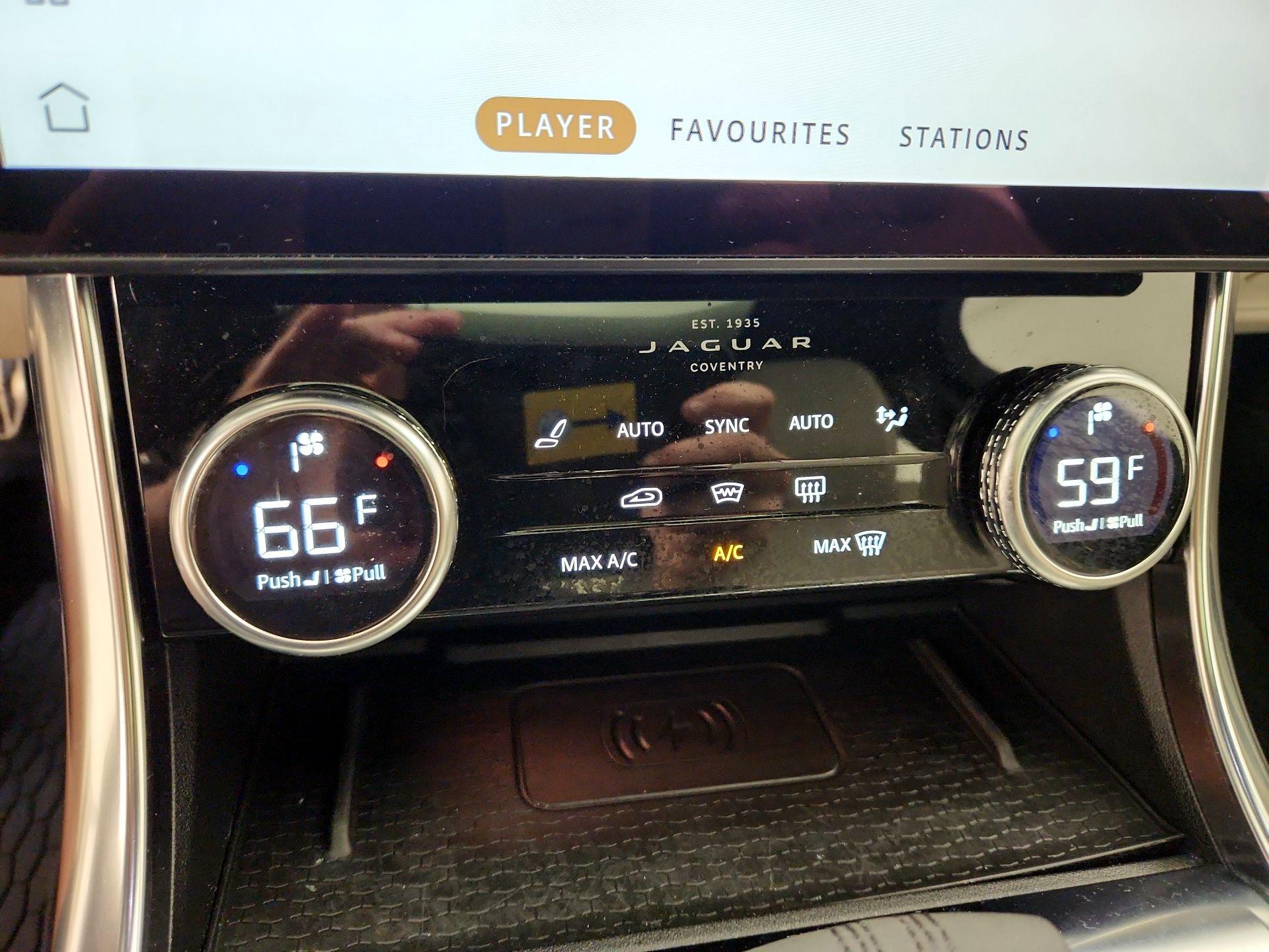 Thumbnail: 2021 Jaguar XF - 17