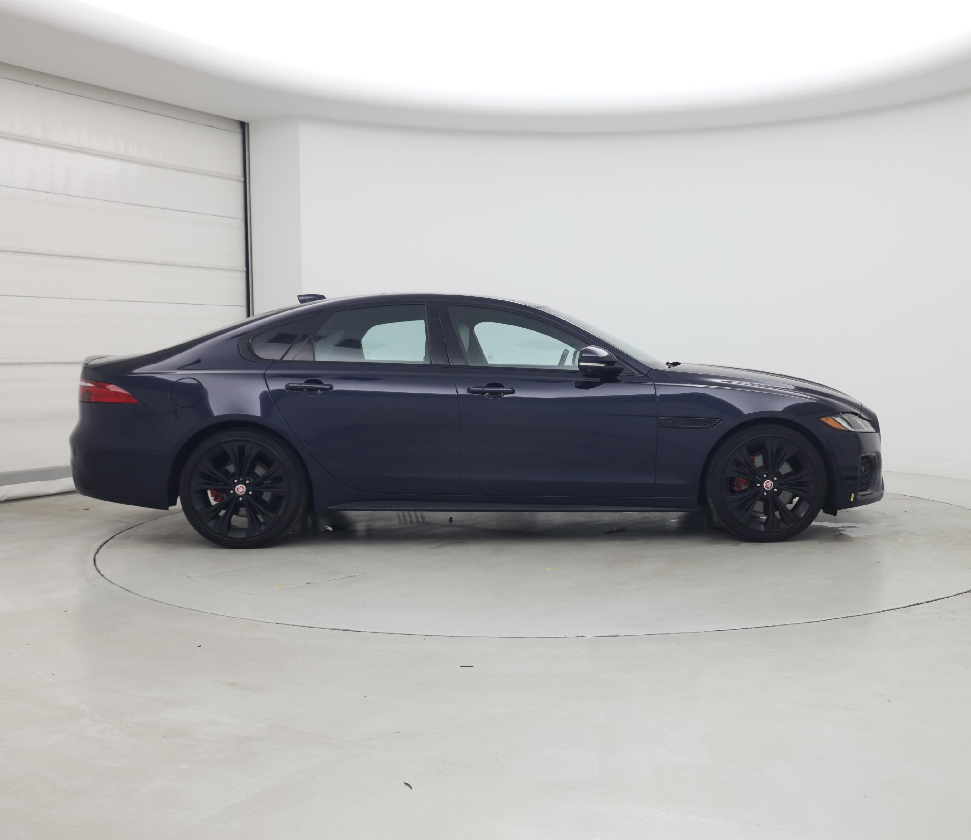 Thumbnail: 2021 Jaguar XF - 7