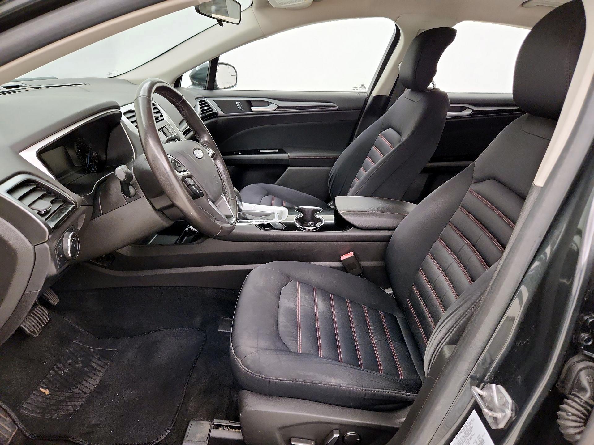 Thumbnail: 2015 Ford Fusion - 11