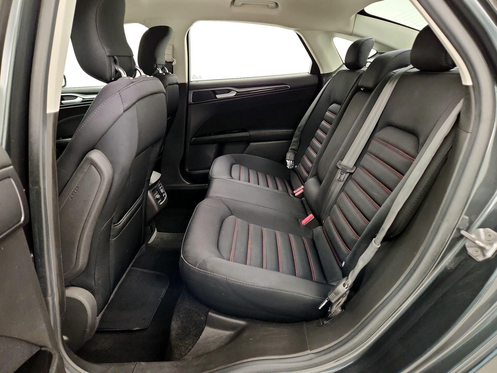 Thumbnail: 2015 Ford Fusion - 19
