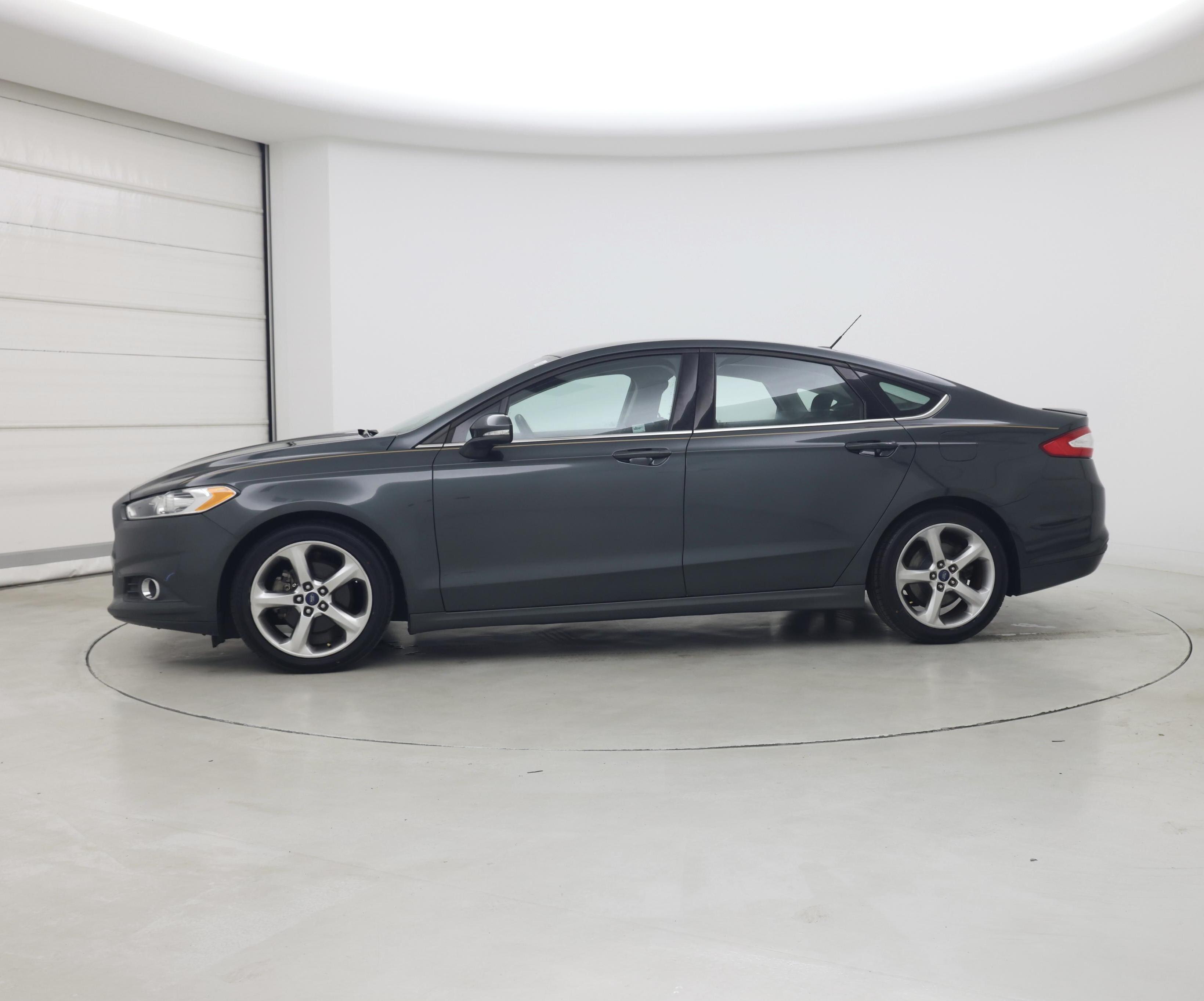 Thumbnail: 2015 Ford Fusion - 3