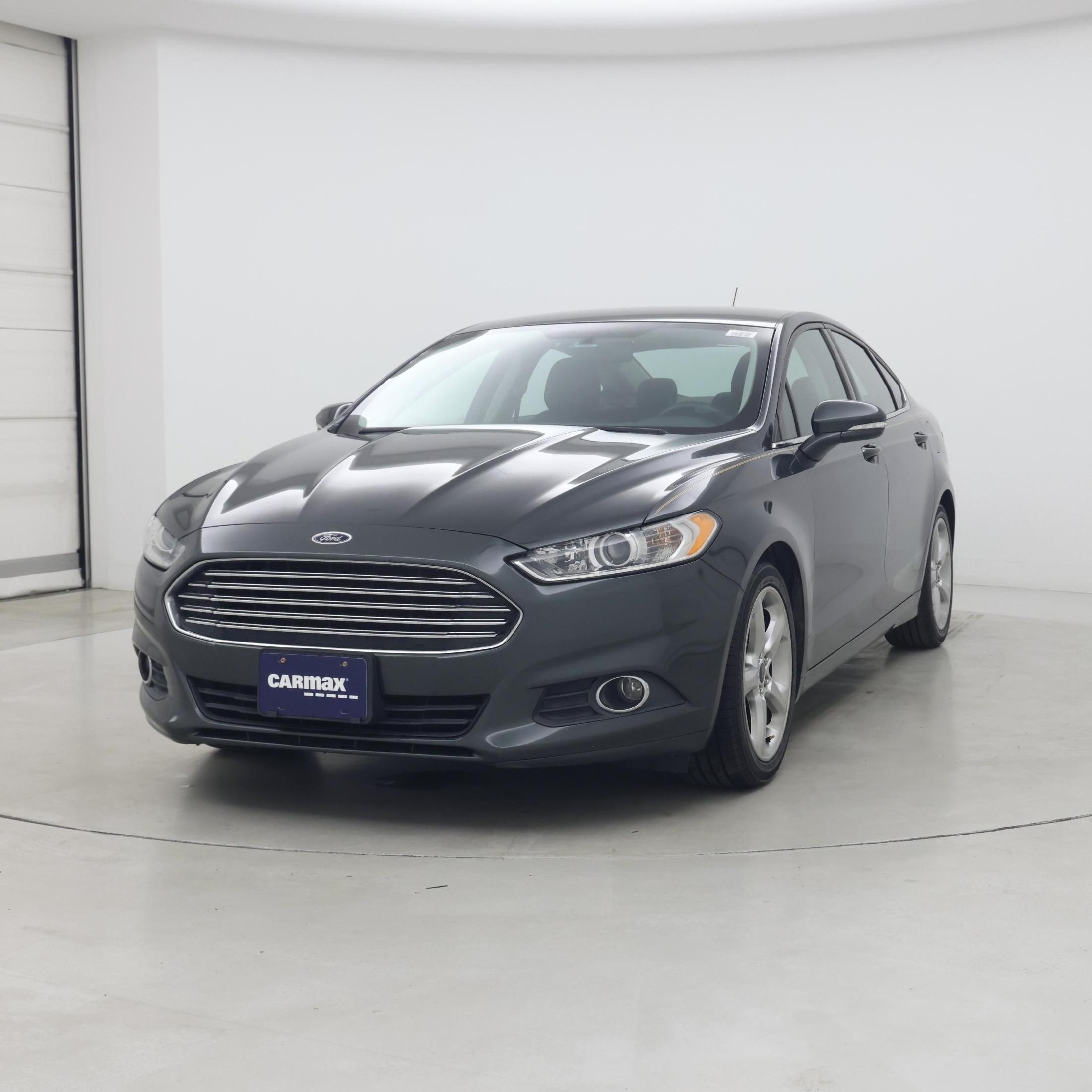 Thumbnail: 2015 Ford Fusion - 4