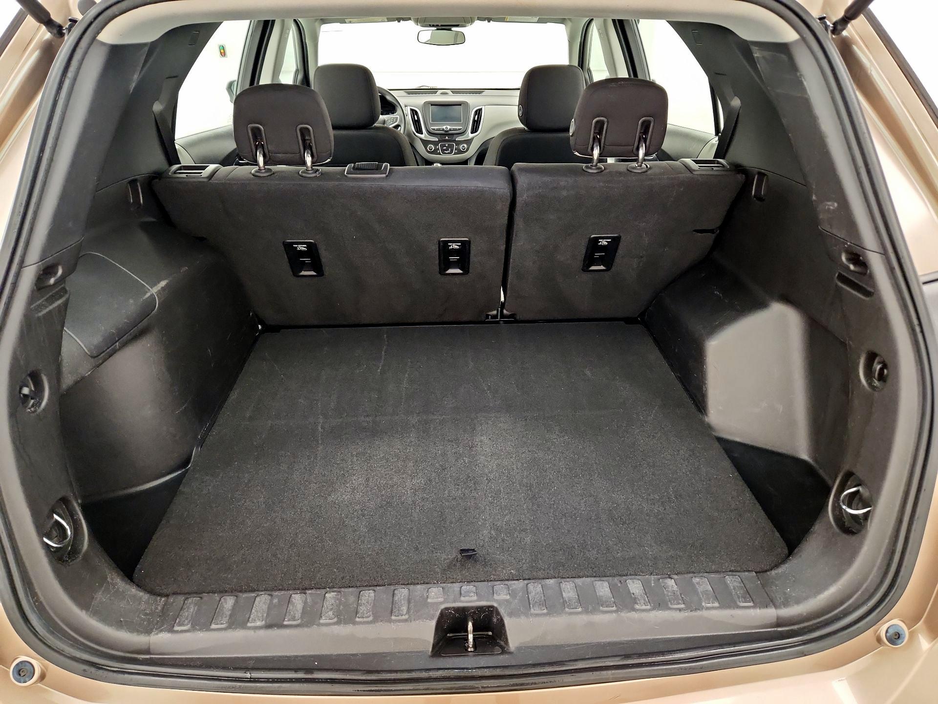 Thumbnail: 2018 Chevrolet Equinox - 20