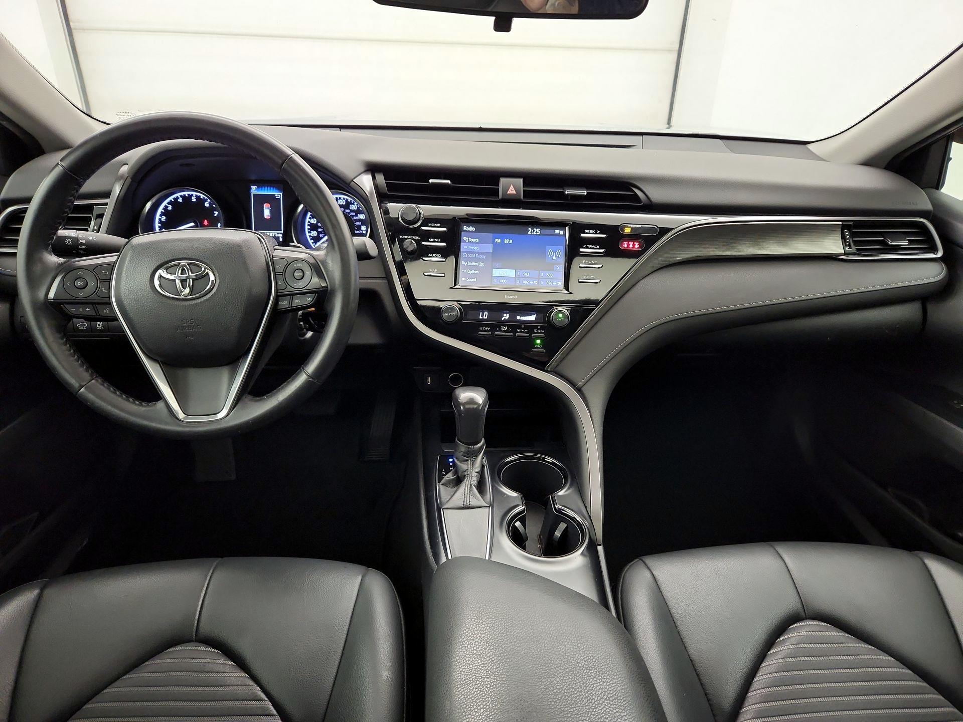 Thumbnail: 2020 Toyota Camry - 9