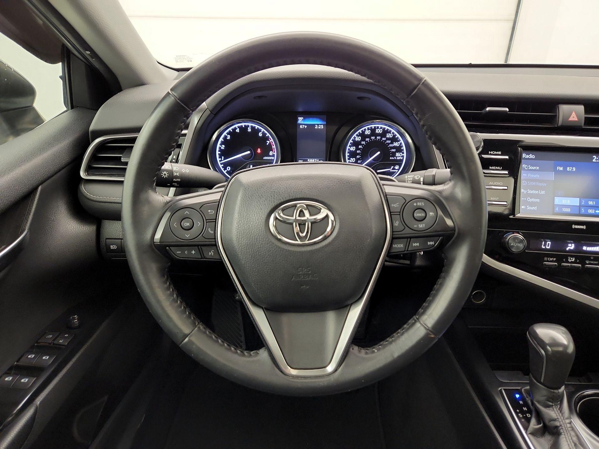 Thumbnail: 2020 Toyota Camry - 10