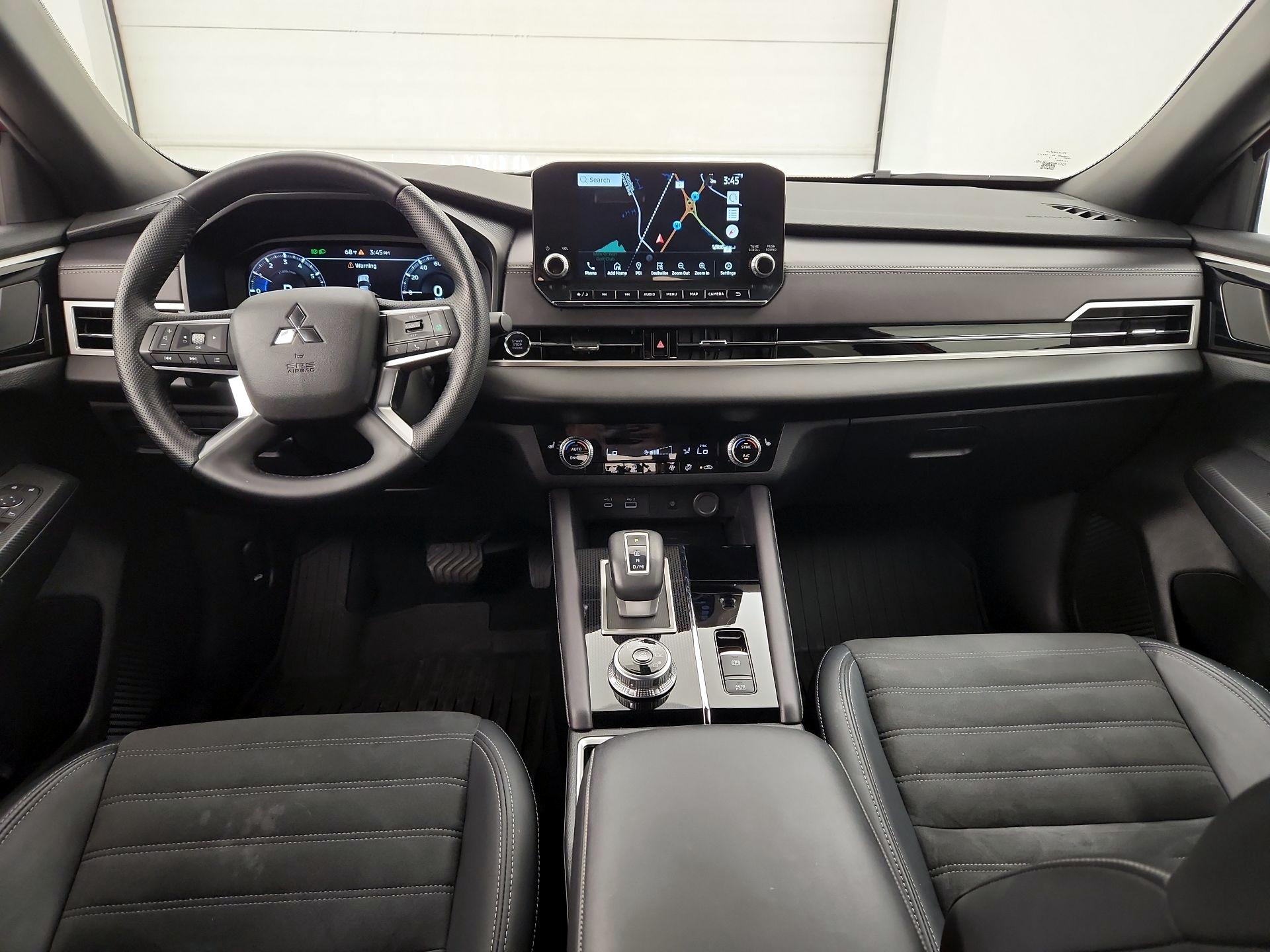Thumbnail: 2024 Mitsubishi Outlander - 9