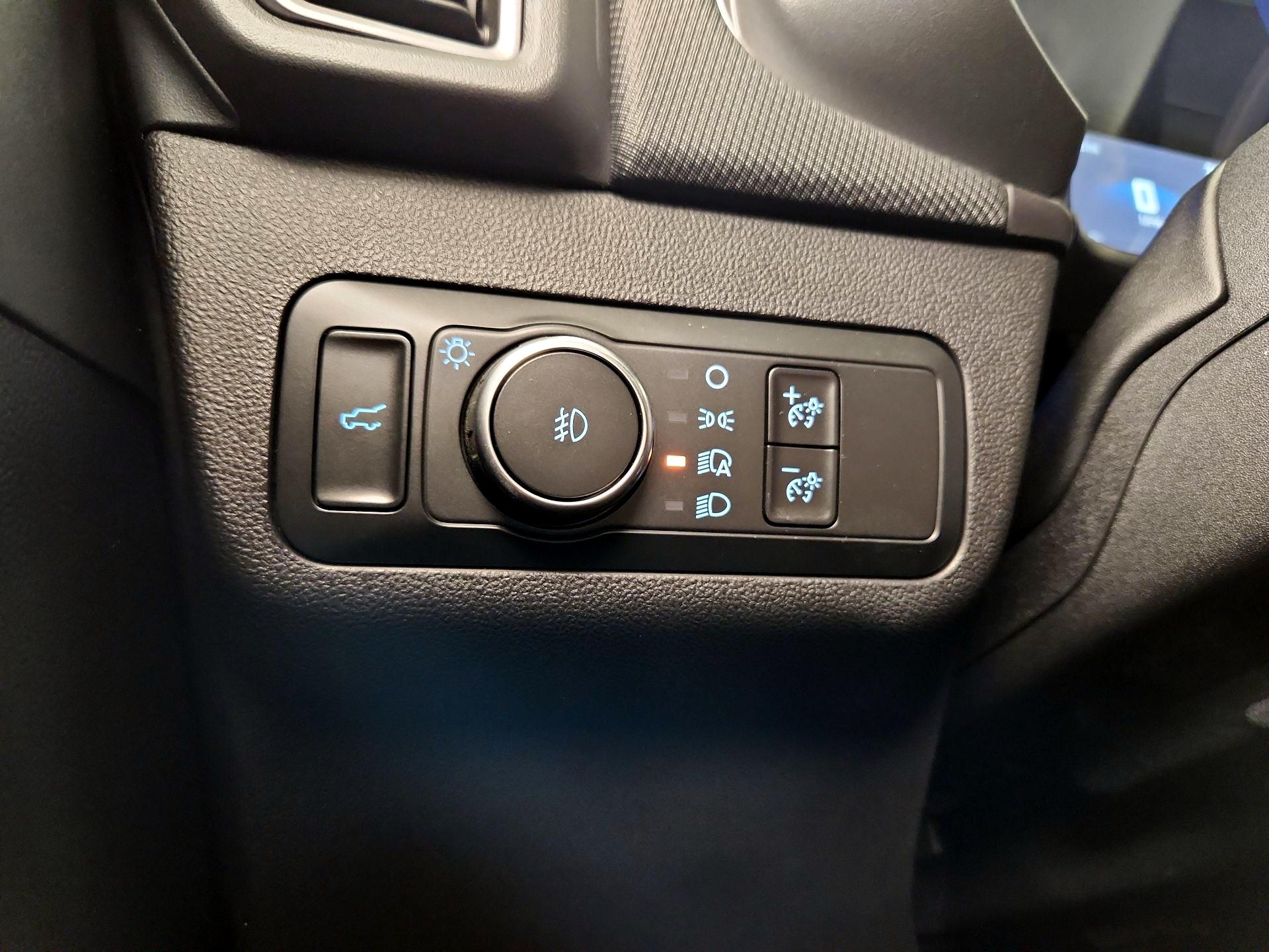 Thumbnail: 2021 Ford Bronco Sport - 13