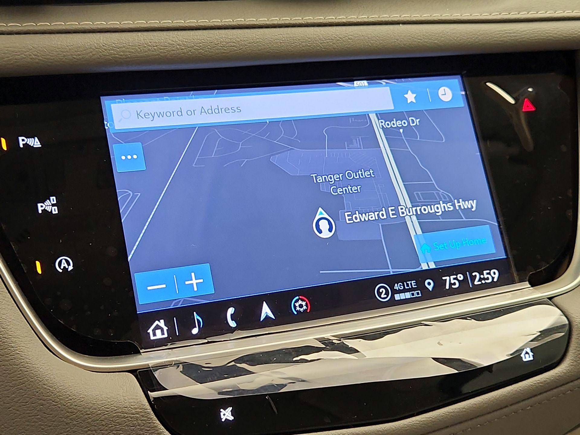 Thumbnail: 2024 Cadillac XT5 - 14
