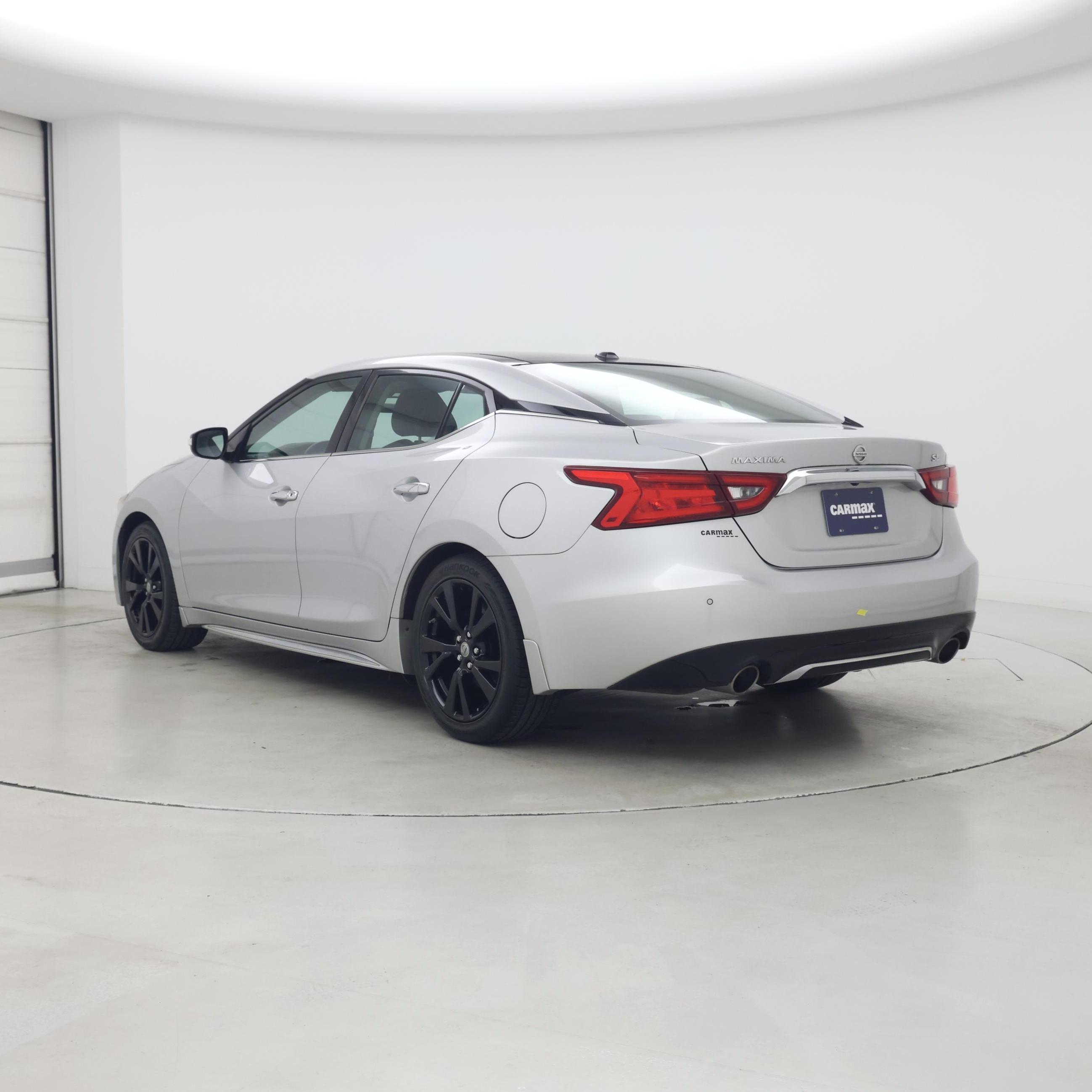 Thumbnail: 2017 Nissan Maxima - 2