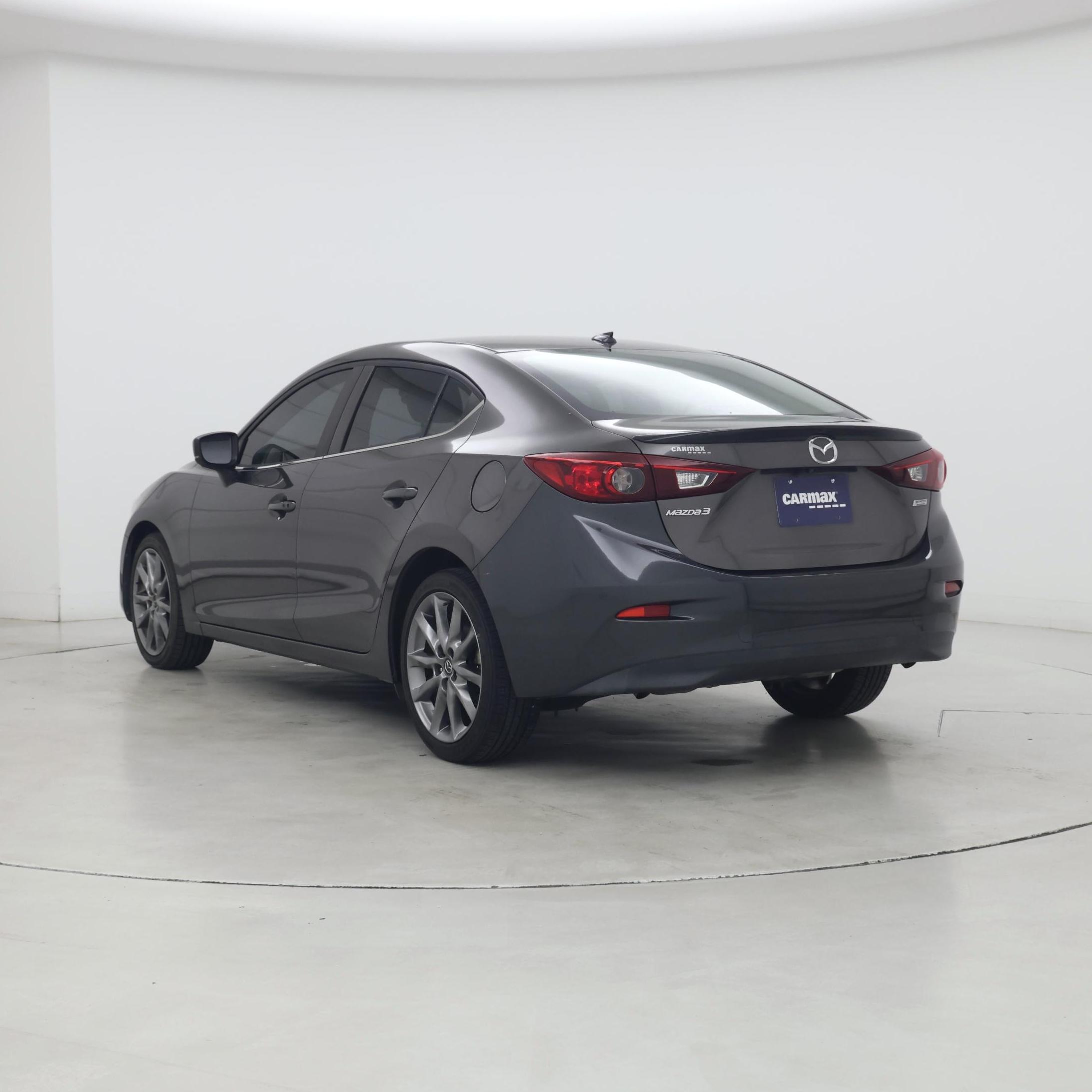 Thumbnail: 2018 Mazda Mazda3 - 2