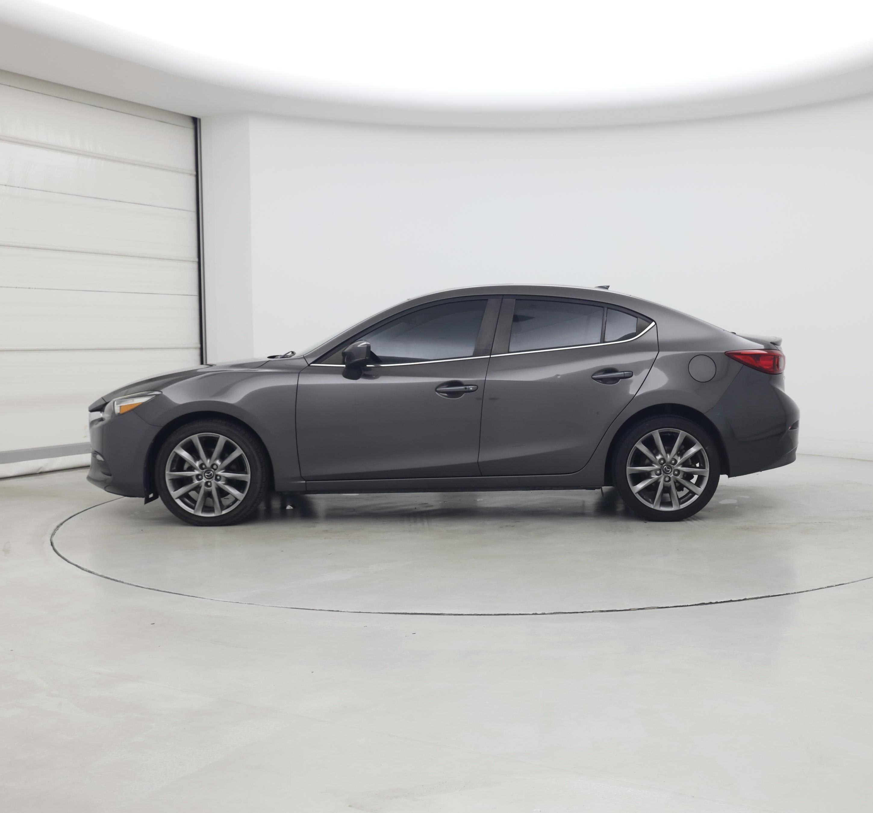 Thumbnail: 2018 Mazda Mazda3 - 3