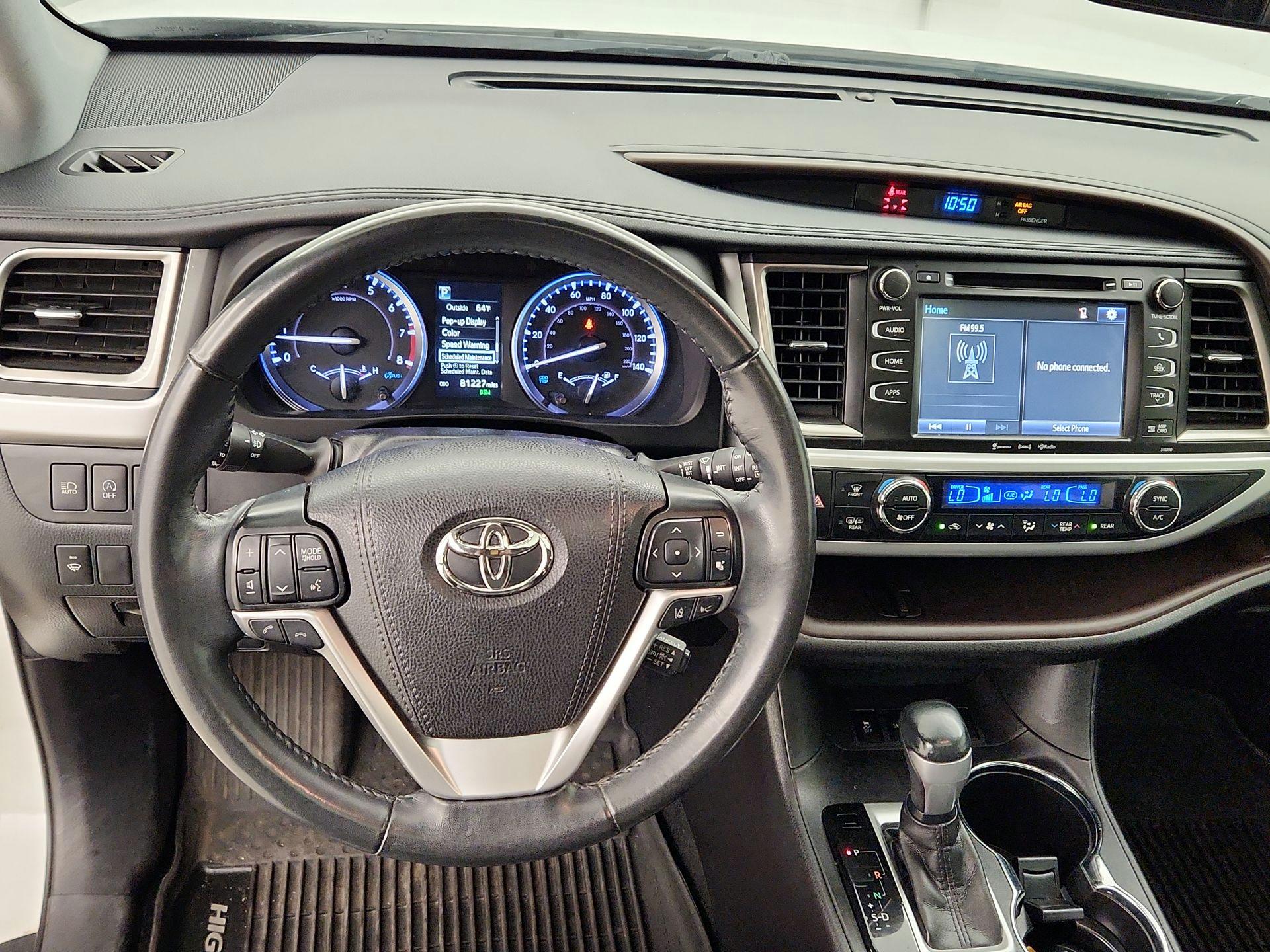 Thumbnail: 2019 Toyota Highlander - 10