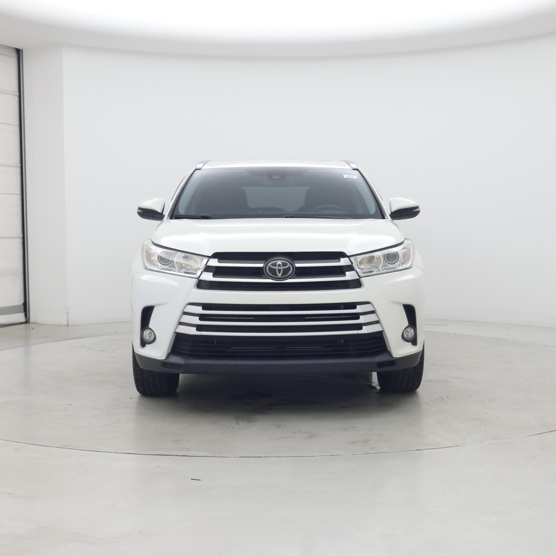 Thumbnail: 2019 Toyota Highlander - 5
